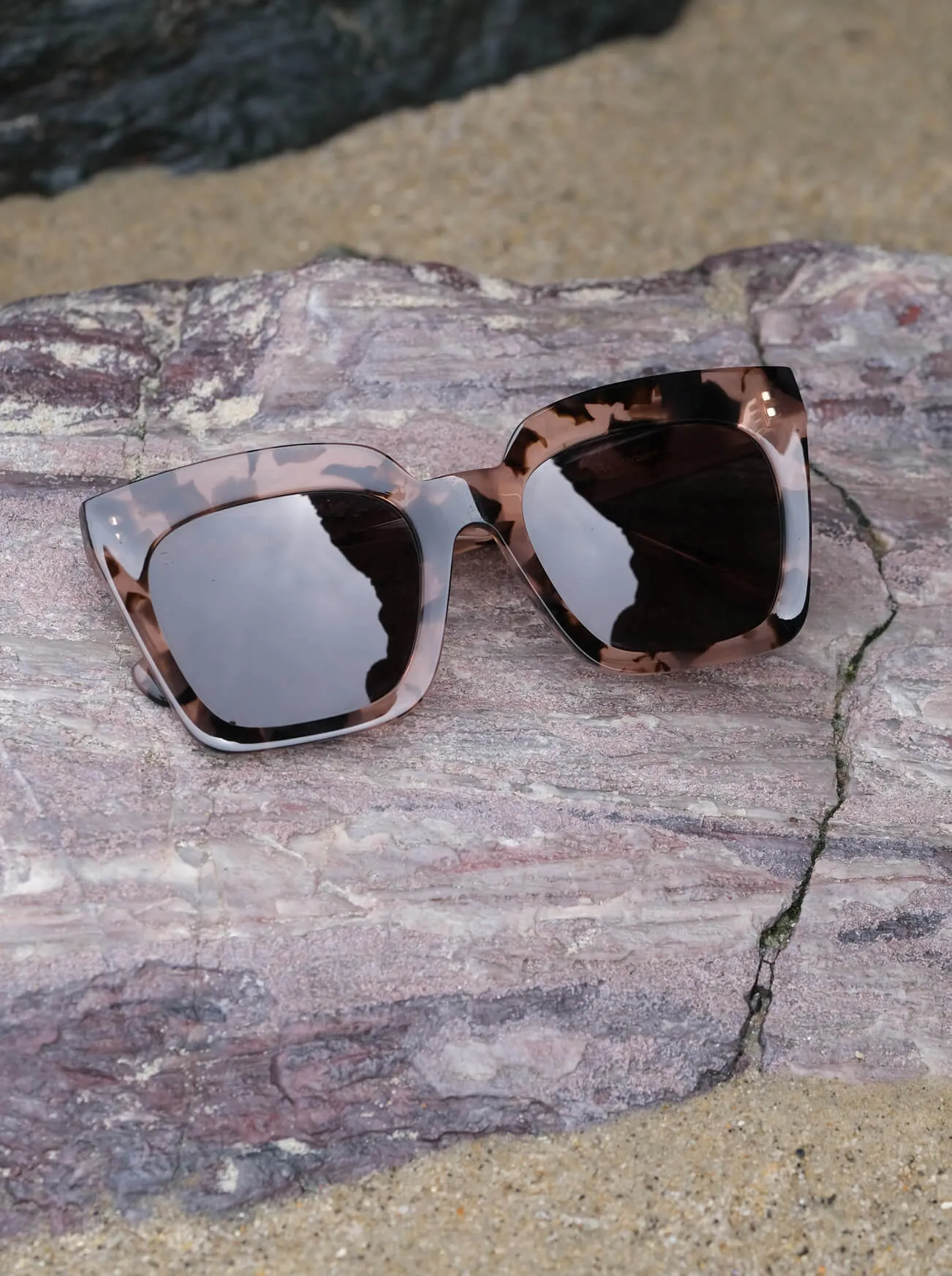 VINE-Coral Tortoise / Dark Smoke-54 sold by RAEN product image thumbnail 4