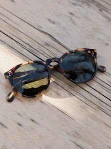 REMMY-Tokyo Champagne / Green Polarized-52 sold by RAEN