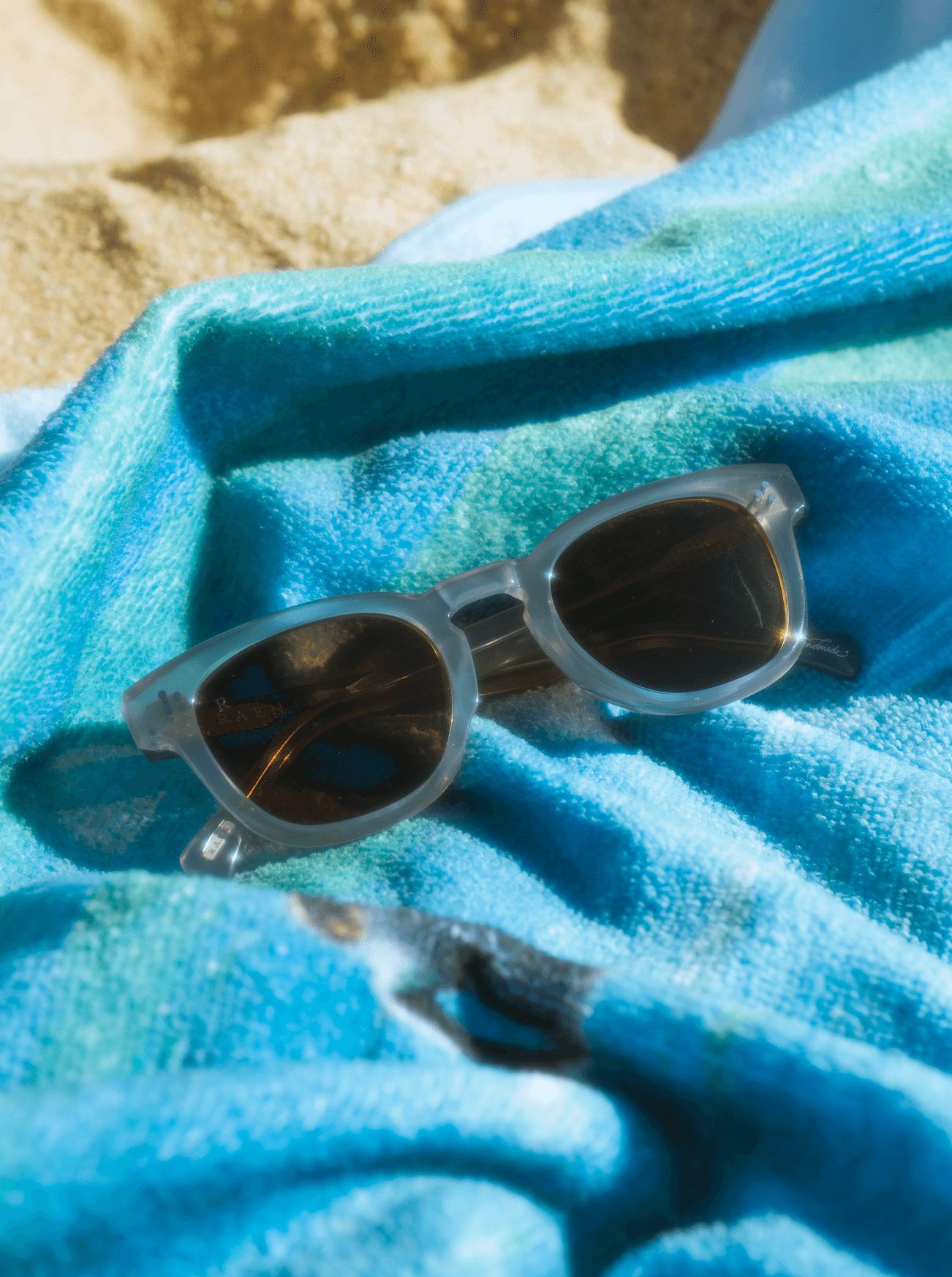 SQUIRE-Shadow / Vibrant Brown-49 sold by RAEN product image thumbnail 11