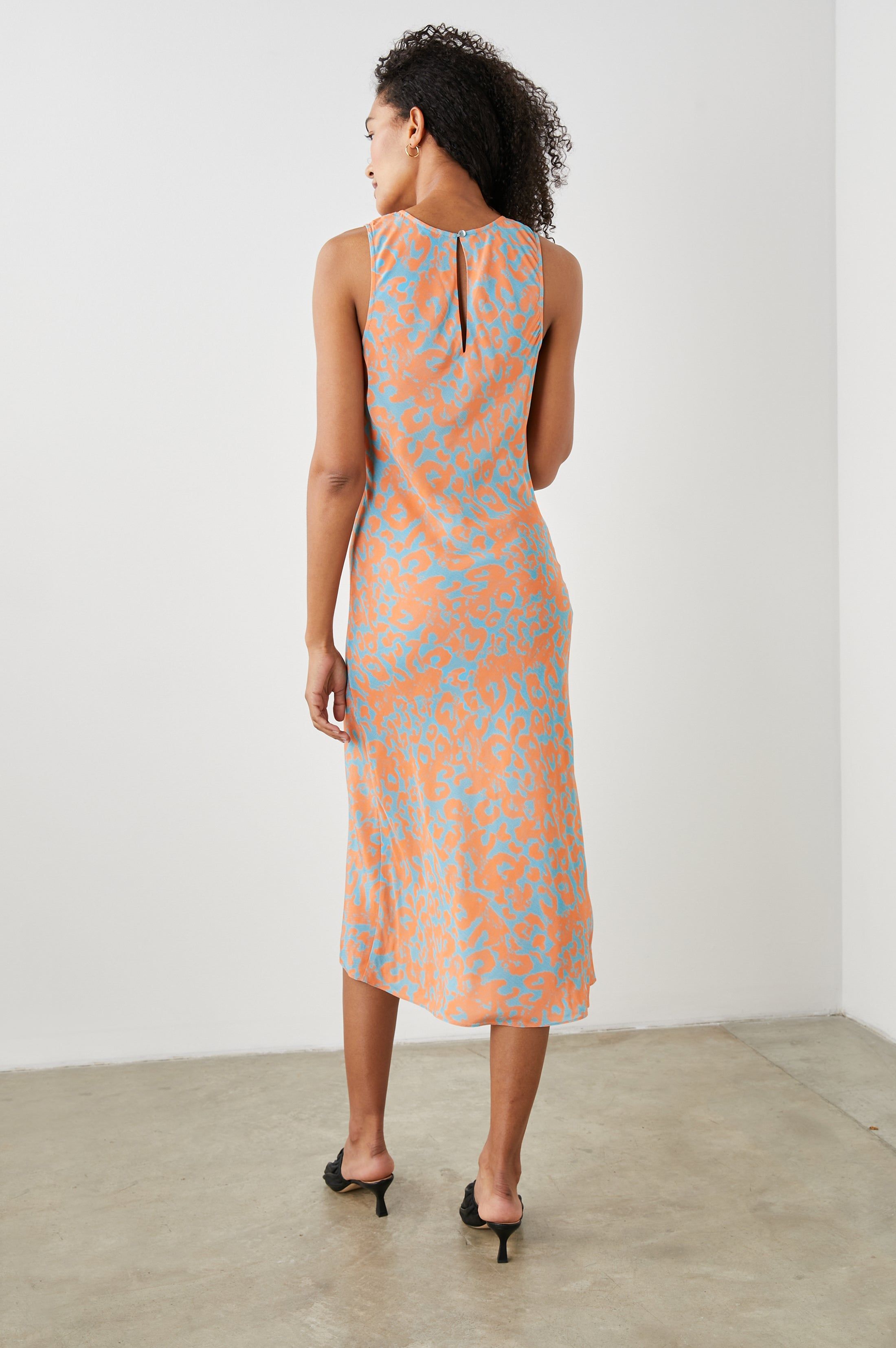 GABRIELLA DRESS - ORANGE DIFFUSED CHEETAH sold by Rails product image thumbnail 4