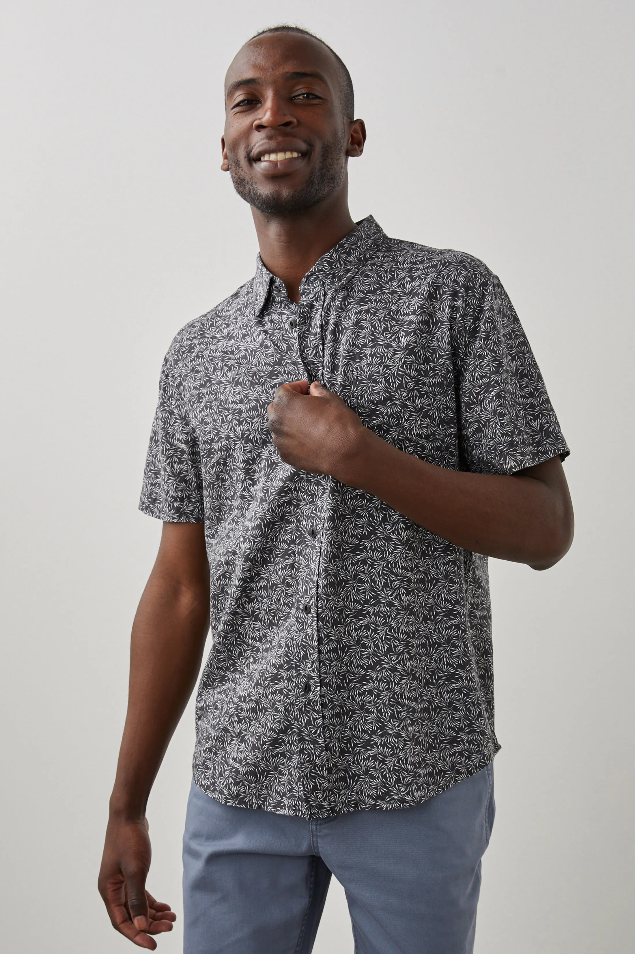 CARSON SHIRT - CROP CIRCLE BLACK WHITE sold by Rails