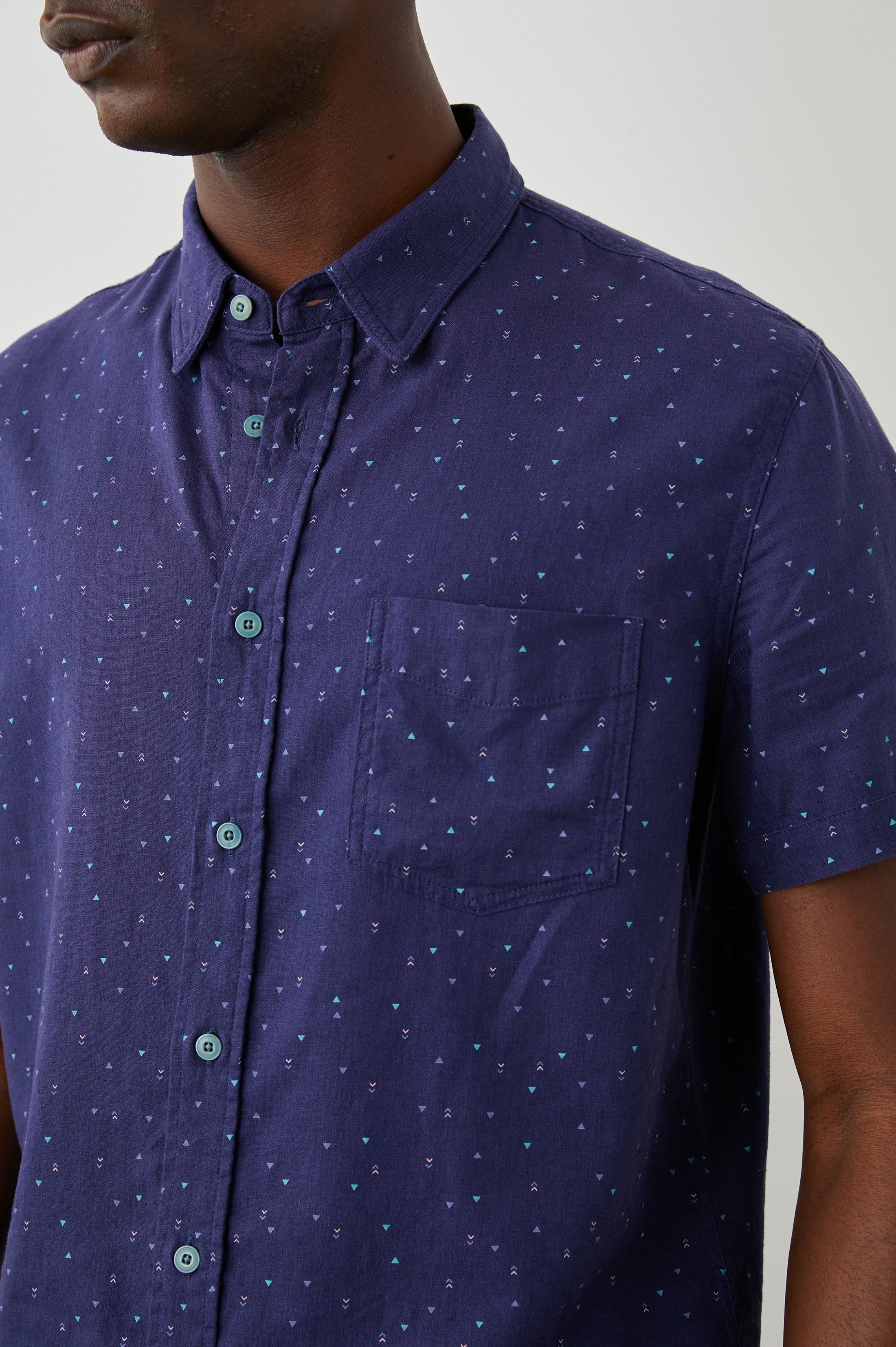 CARSON SHIRT - TRIANGLE GEO RETRO NAVY sold by Rails product image thumbnail 2