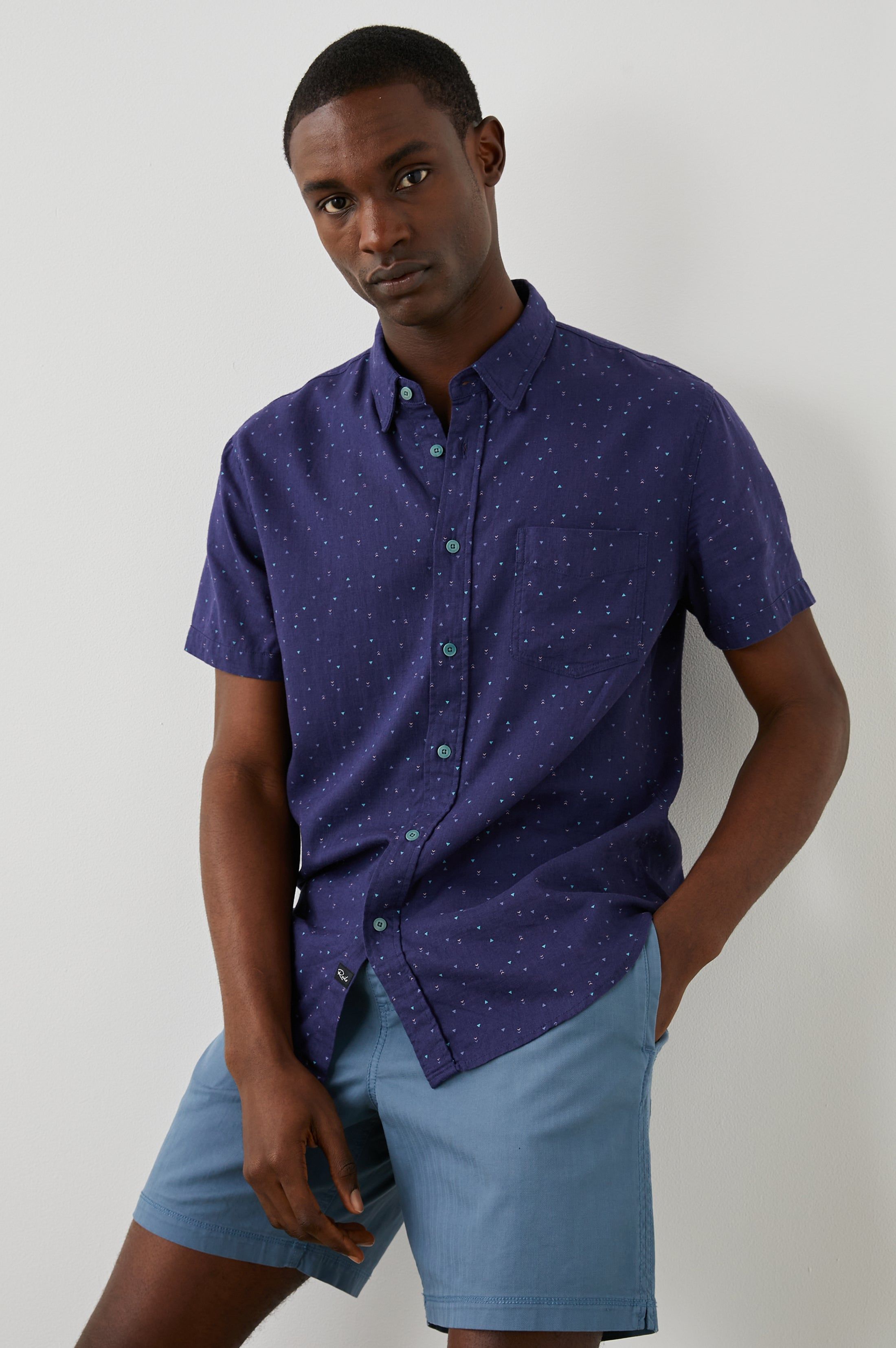 CARSON SHIRT - TRIANGLE GEO RETRO NAVY sold by Rails
