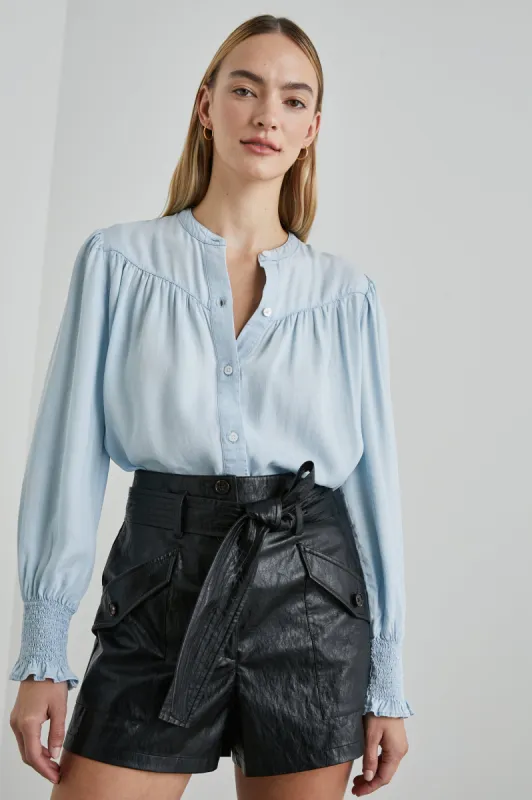 DAPHNE SHIRT - LIGHT VINTAGE sold by Rails