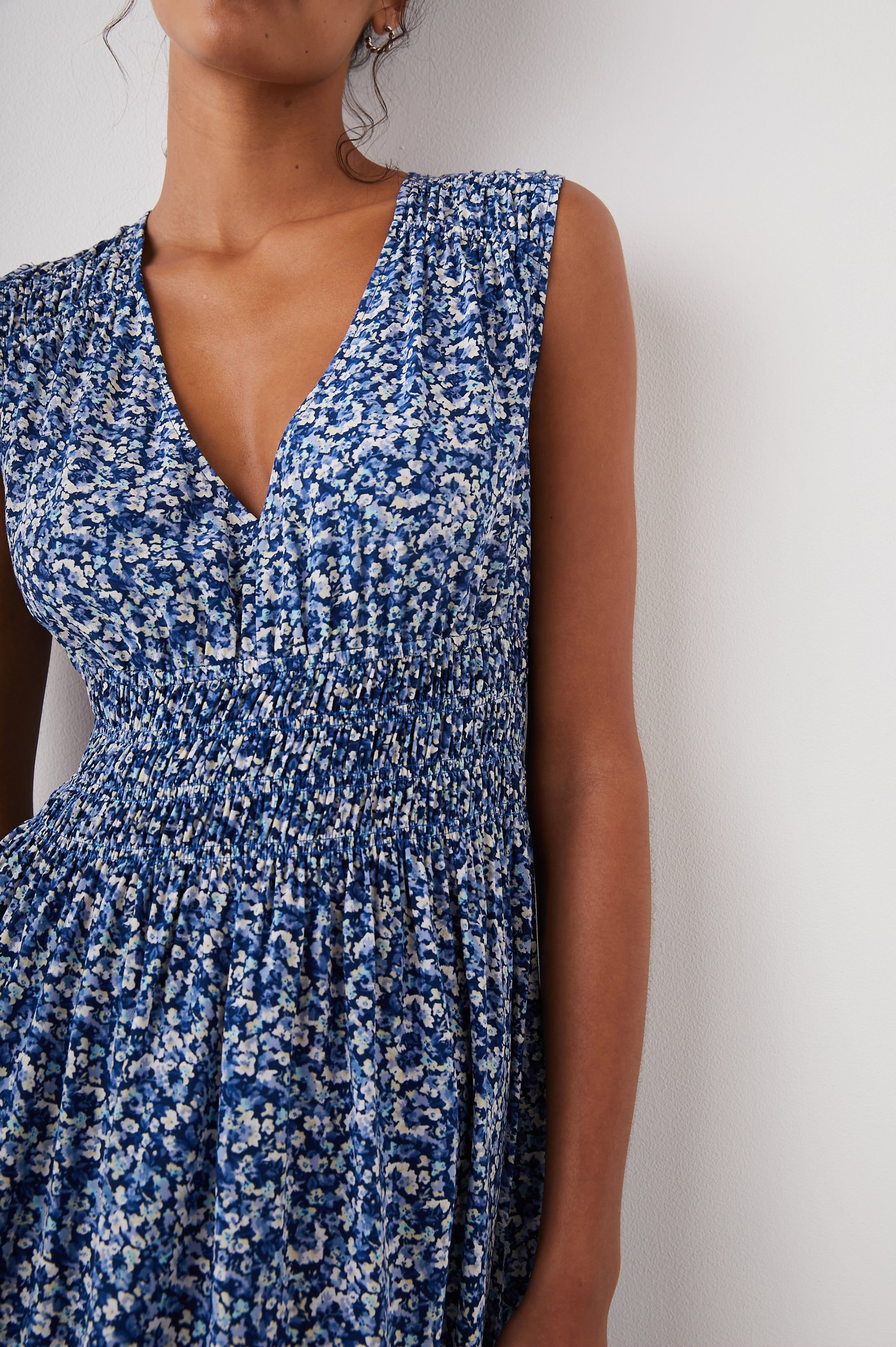 IZZY DRESS - ICE CHRYSANTHEMUM sold by Rails product image thumbnail 2