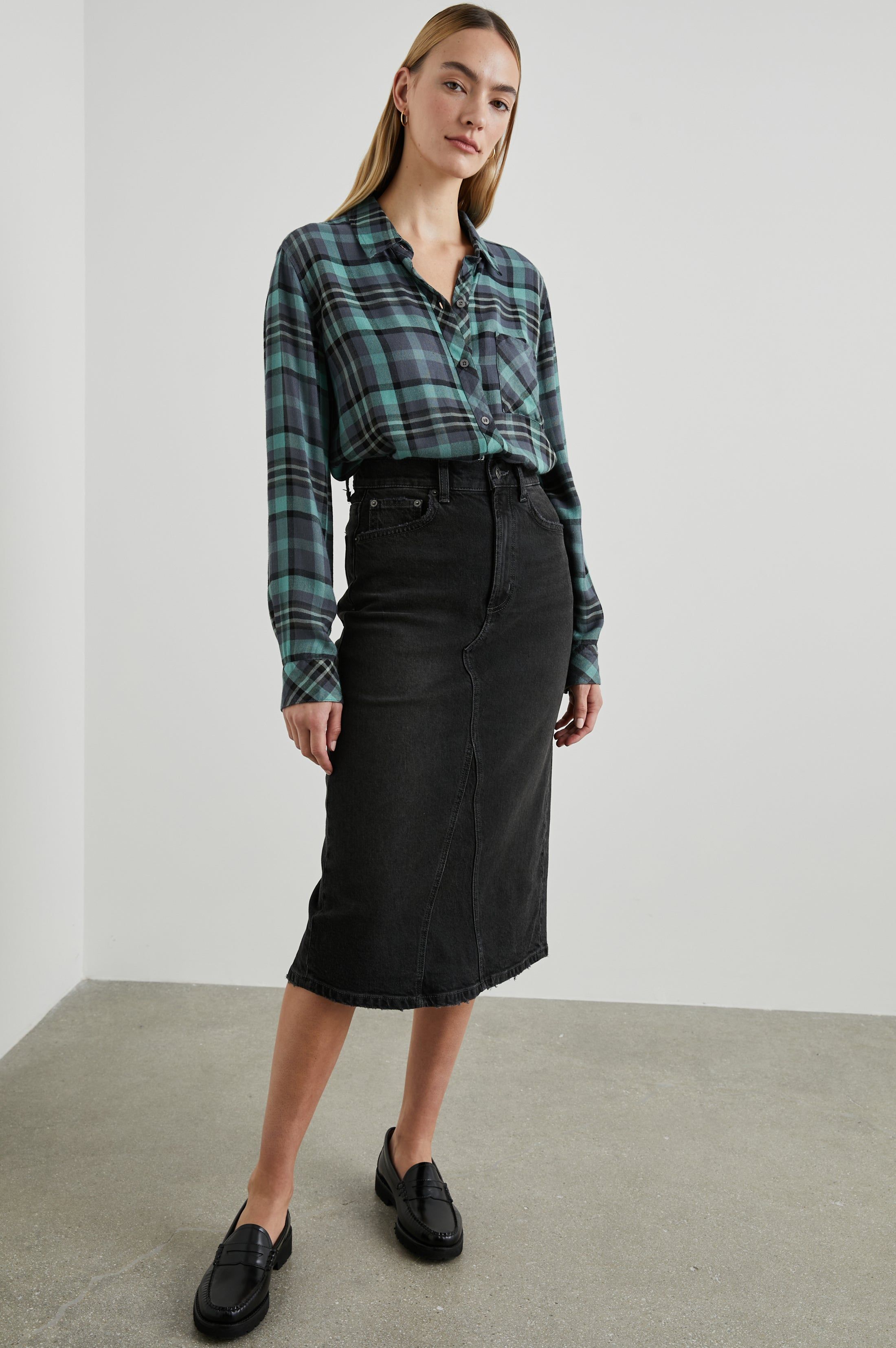 HUNTER SHIRT - SMOKE AGAVE BLACK sold by Rails product image thumbnail 4