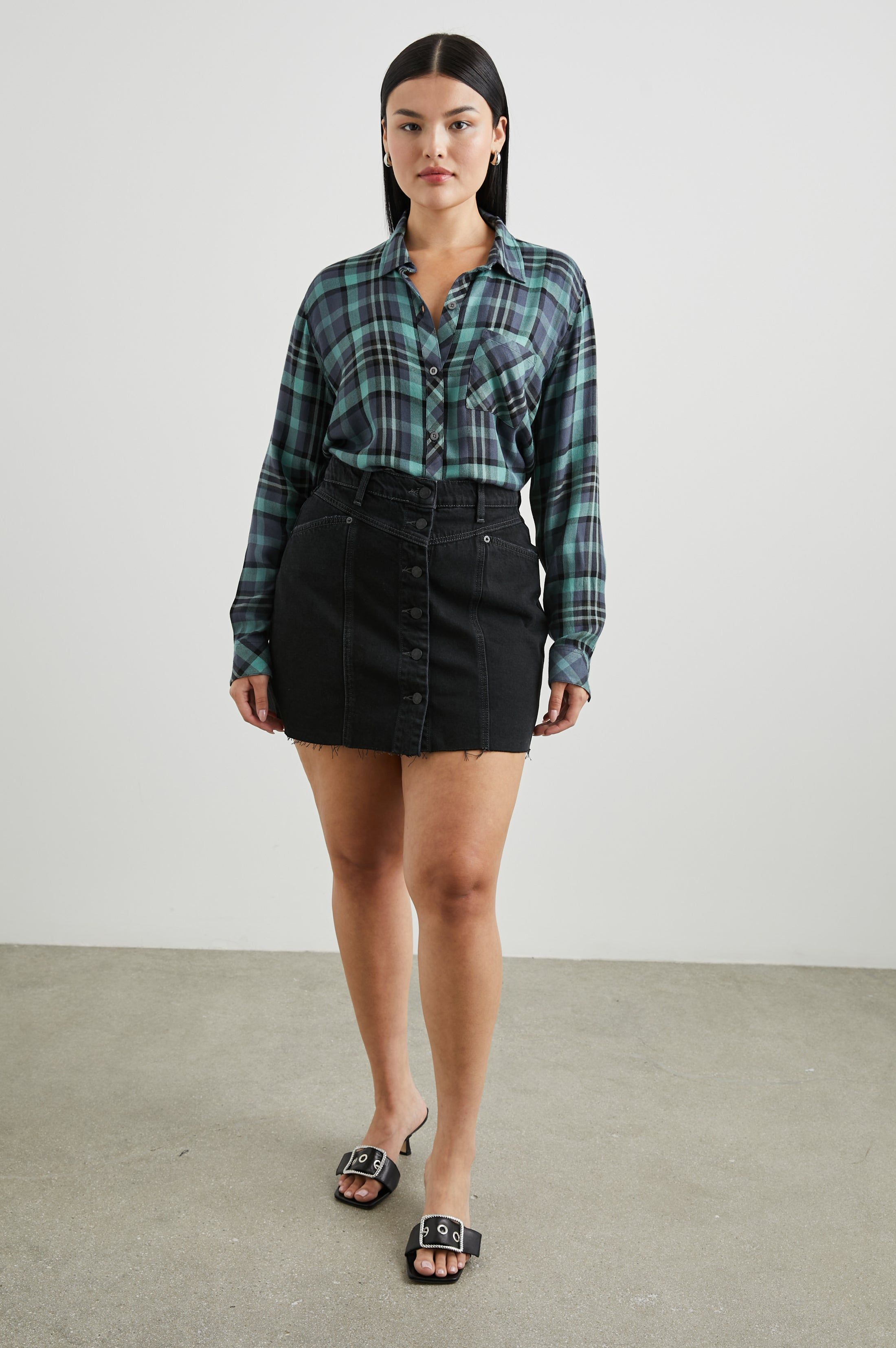 HUNTER SHIRT - SMOKE AGAVE BLACK sold by Rails product image thumbnail 8