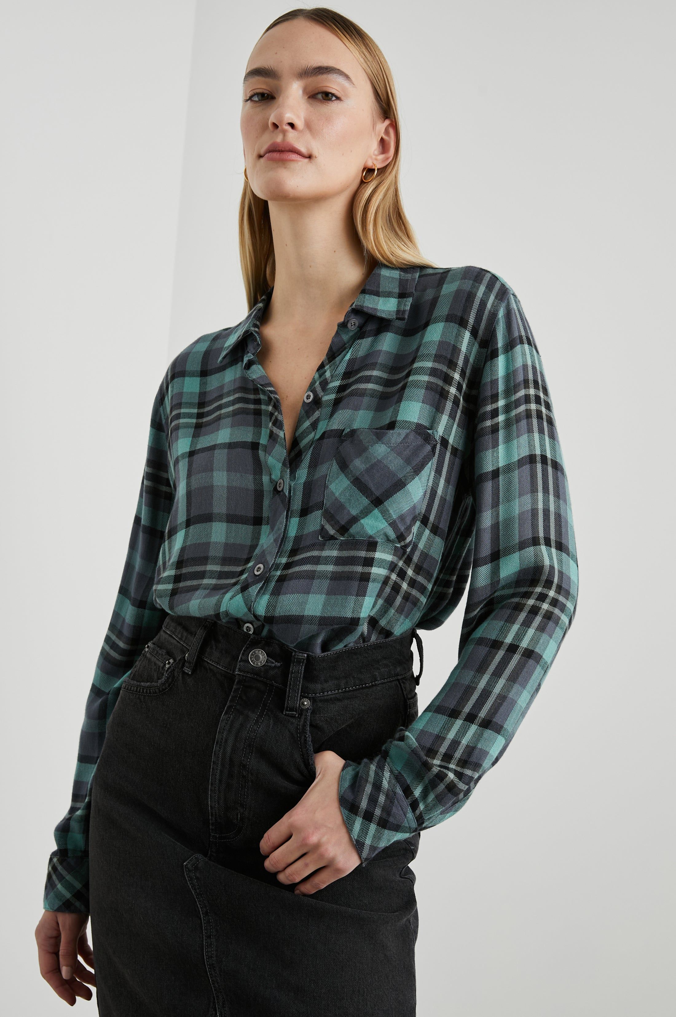 HUNTER SHIRT - SMOKE AGAVE BLACK sold by Rails product image thumbnail 6