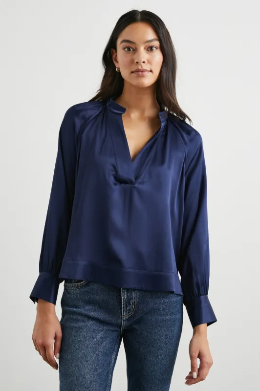 WYNNA TOP - NAVY sold by Rails