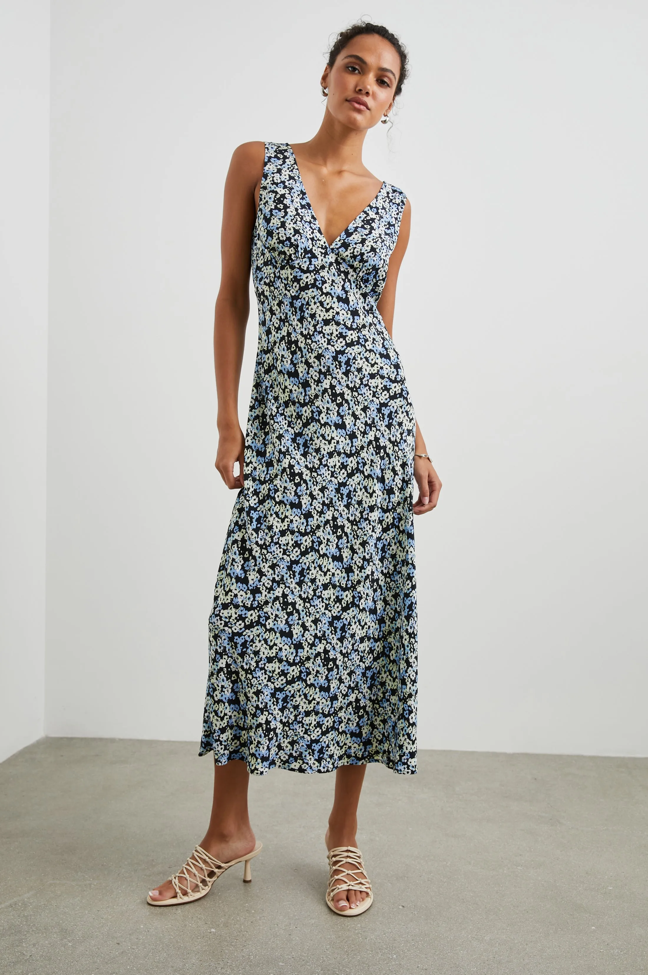AUDRINA DRESS - MIDNIGHT MEADOW FLORAL sold by Rails product image thumbnail 3