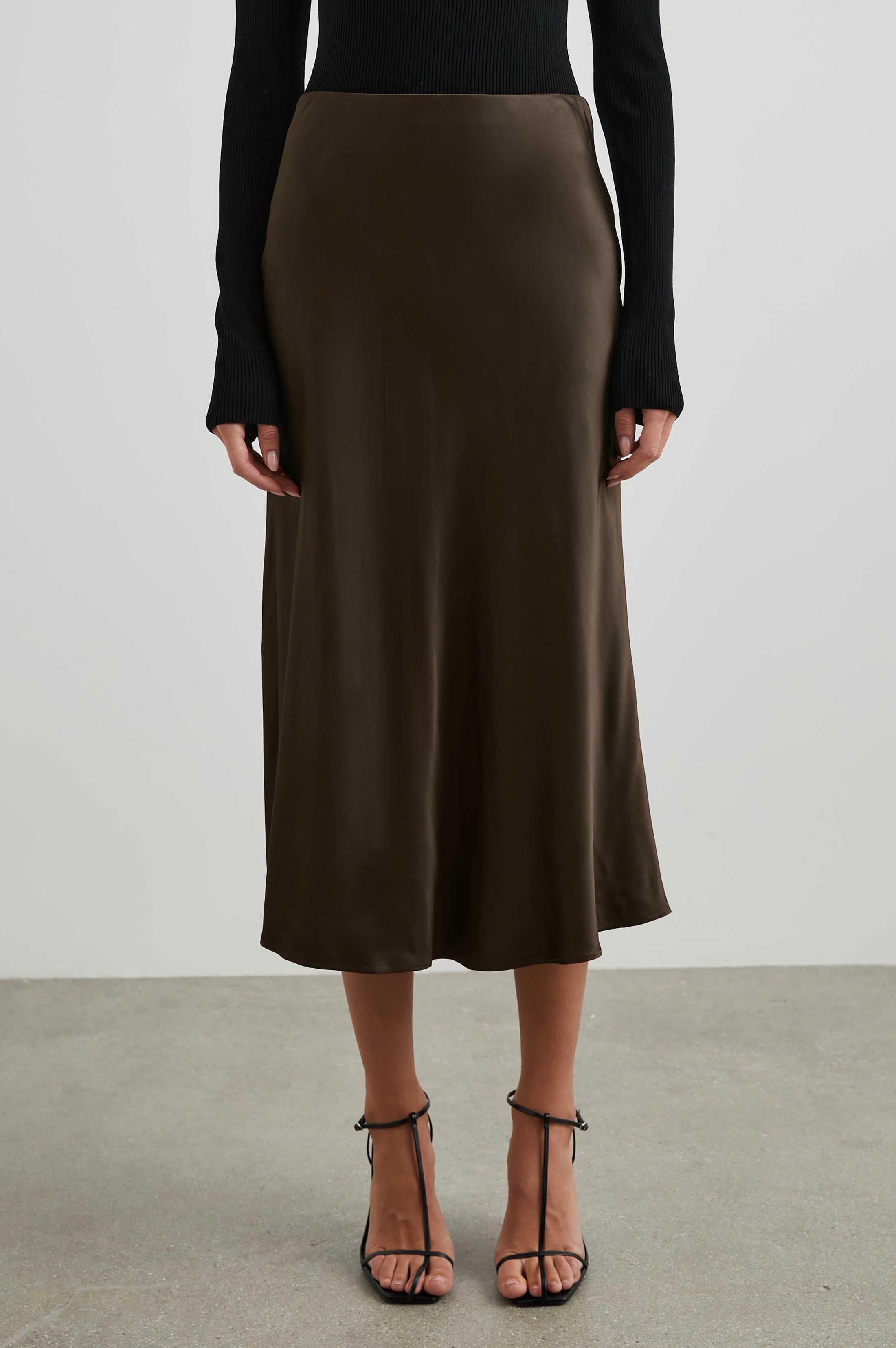 ANYA SKIRT - DARK MOSS sold by Rails