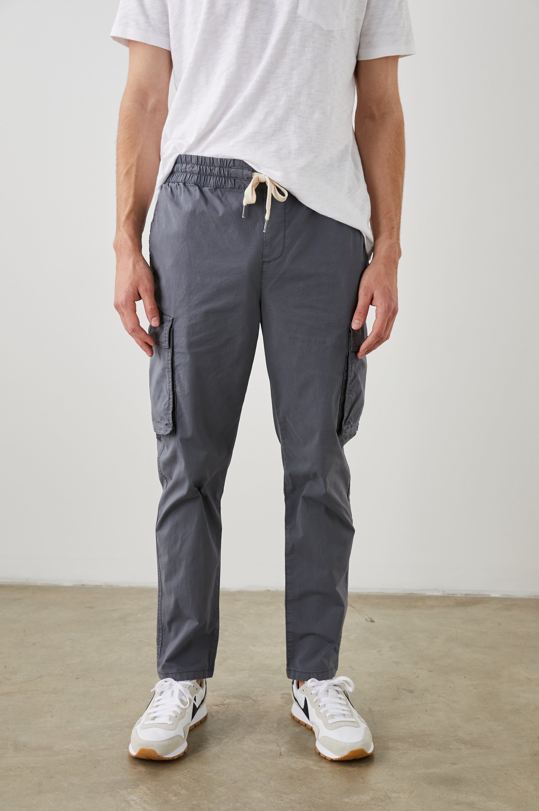 EMMERSON PANT - CHARCOAL sold by Rails