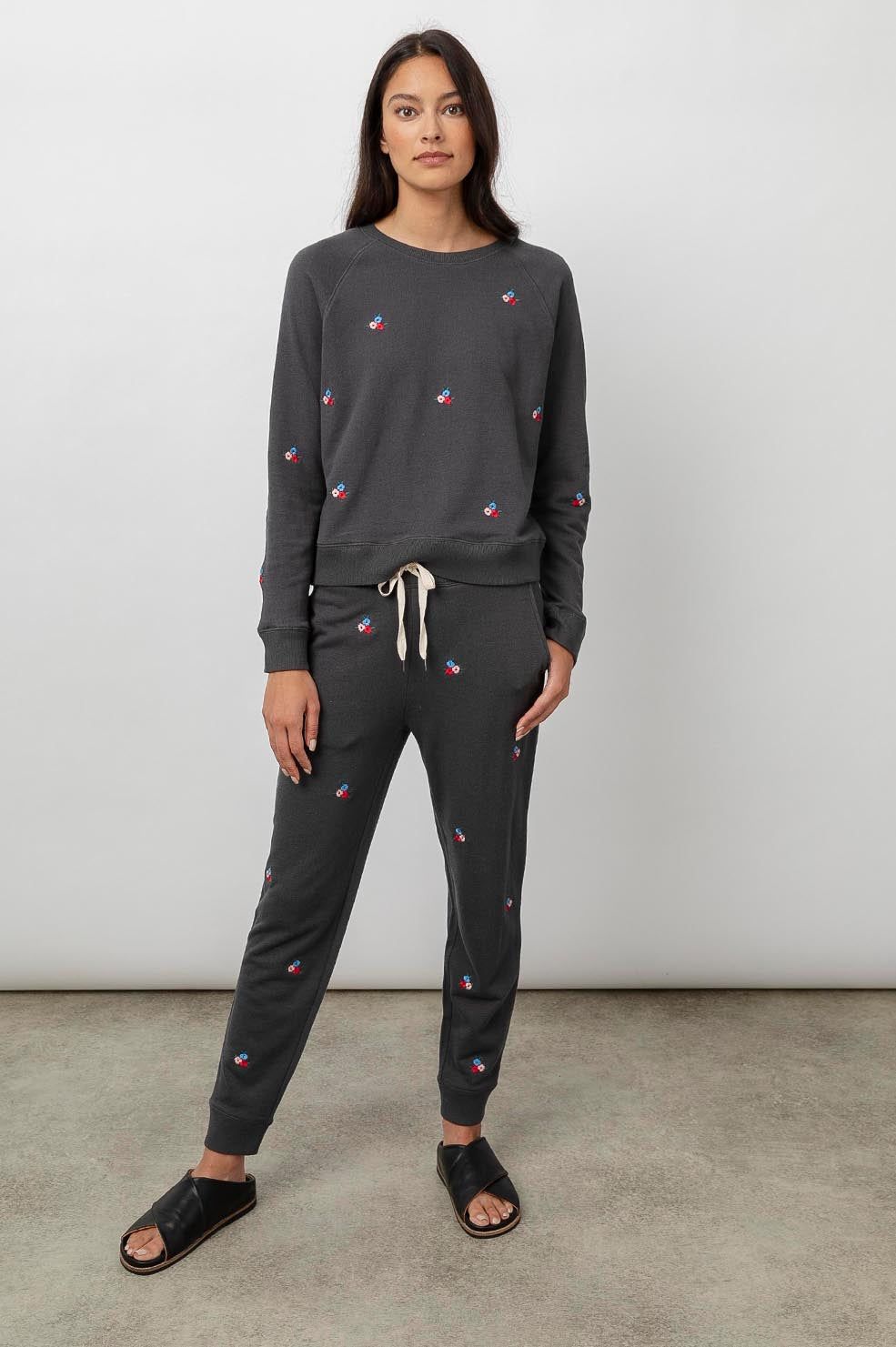 THEO & OAKLAND SET - VINTAGE BLACK FLOWER BUDS sold by Rails