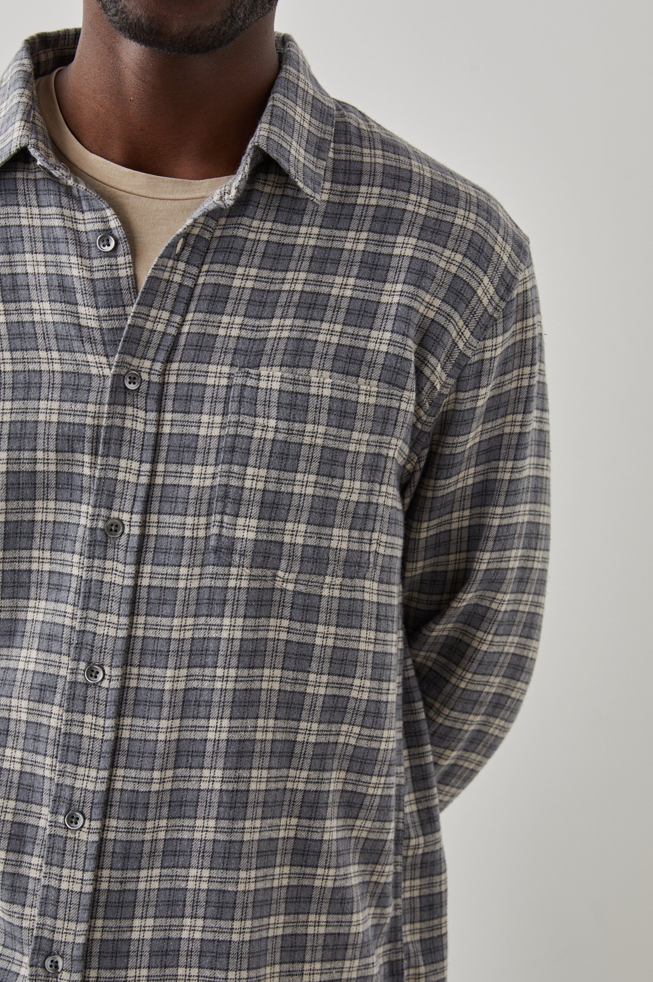 LENNOX SHIRT - CHARCOAL FLAX MELANGE sold by Rails product image thumbnail 2
