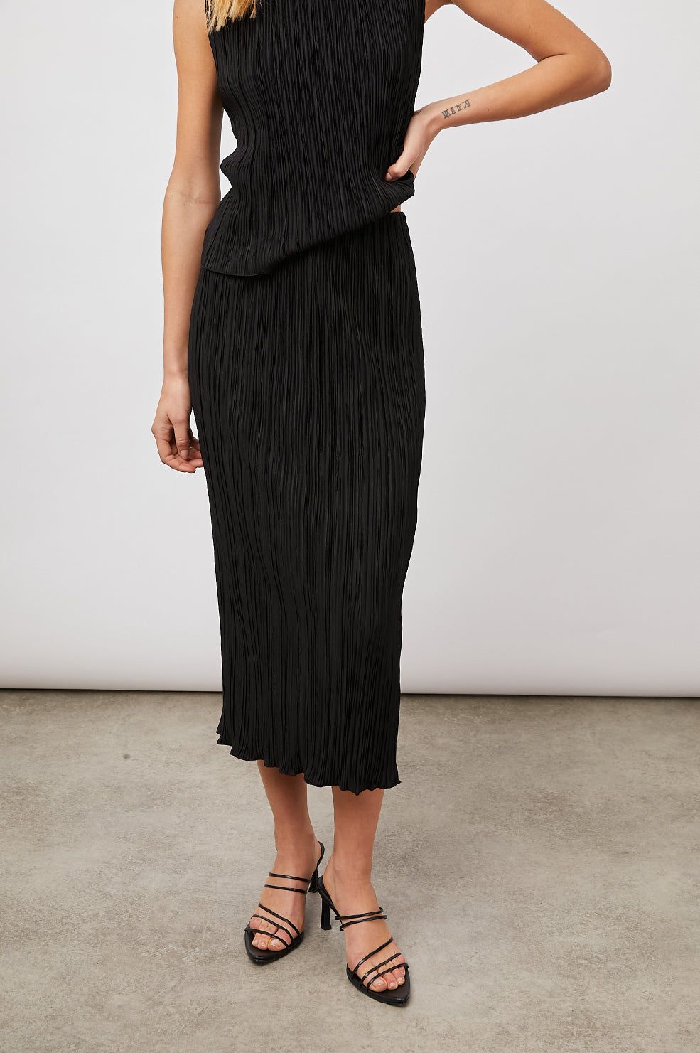 STELLA SKIRT - BLACK sold by Rails