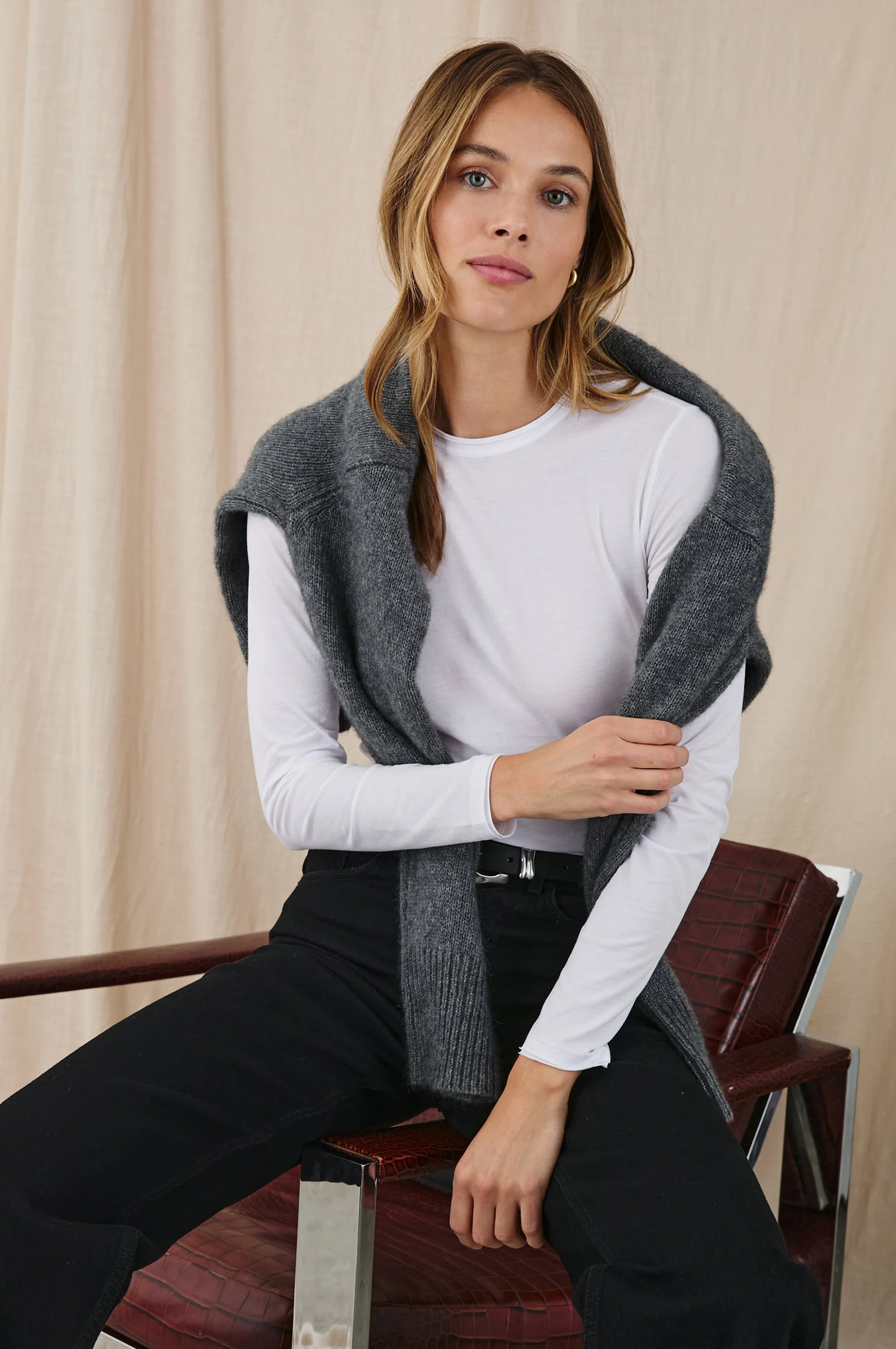 LONG SLEEVE CREW NECK T-SHIRT - WHITE sold by Rails