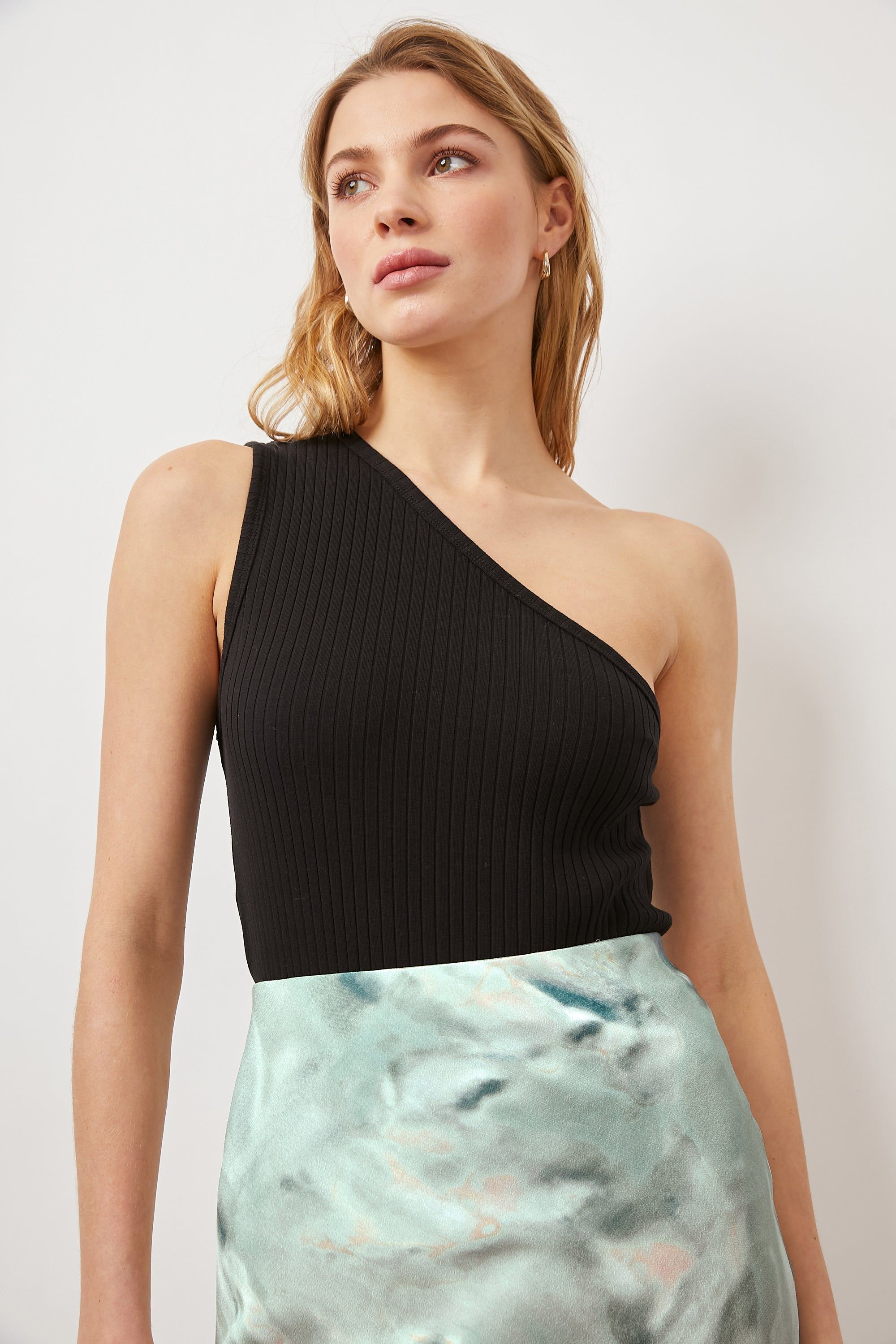 ESTI TOP - TRUE BLACK sold by Rails