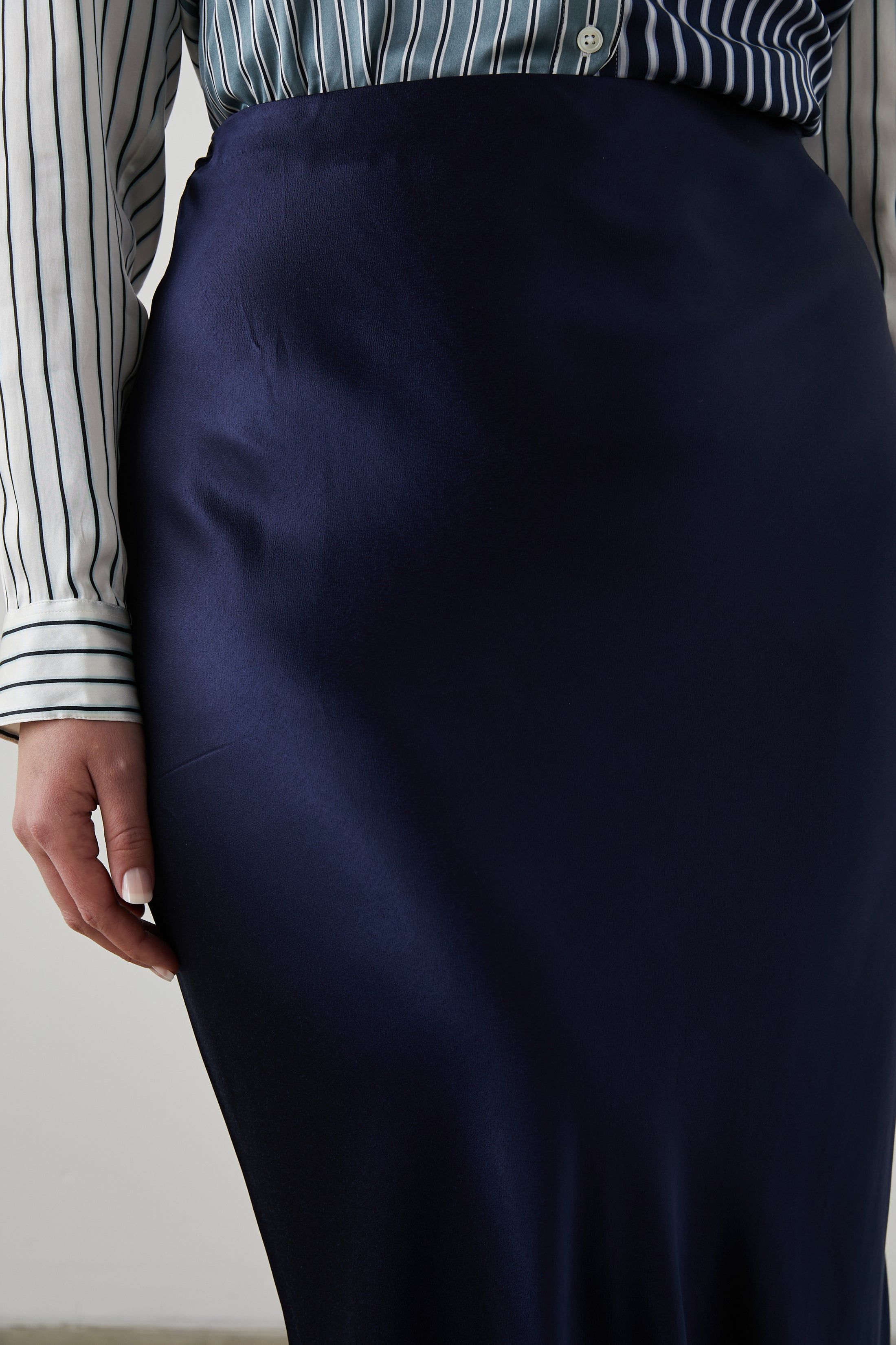 ANYA SKIRT - NAVY sold by Rails product image thumbnail 6