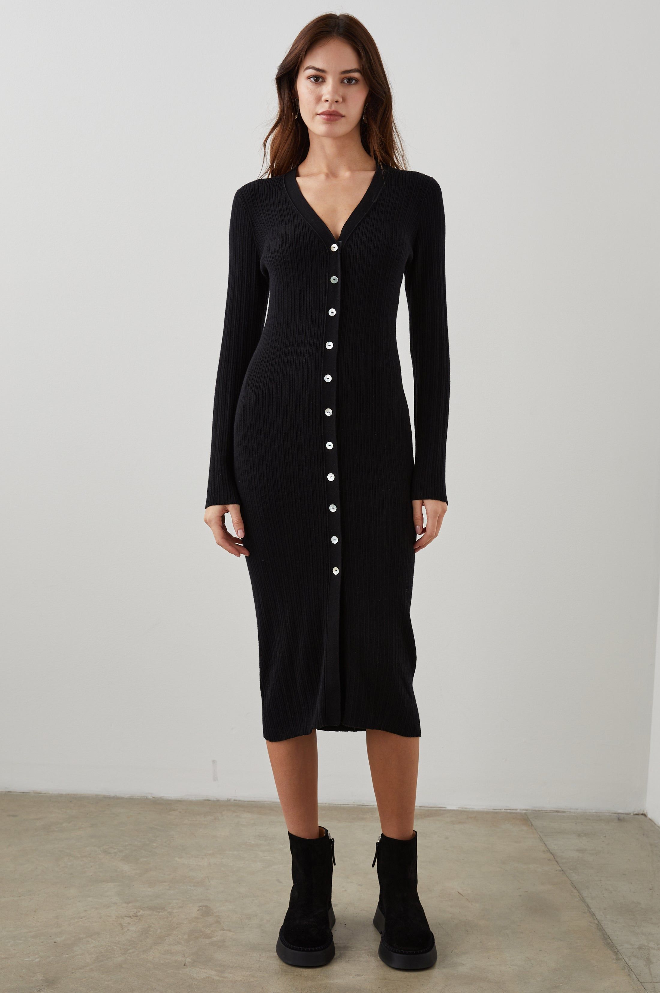 LORRAINE DRESS - BLACK sold by Rails