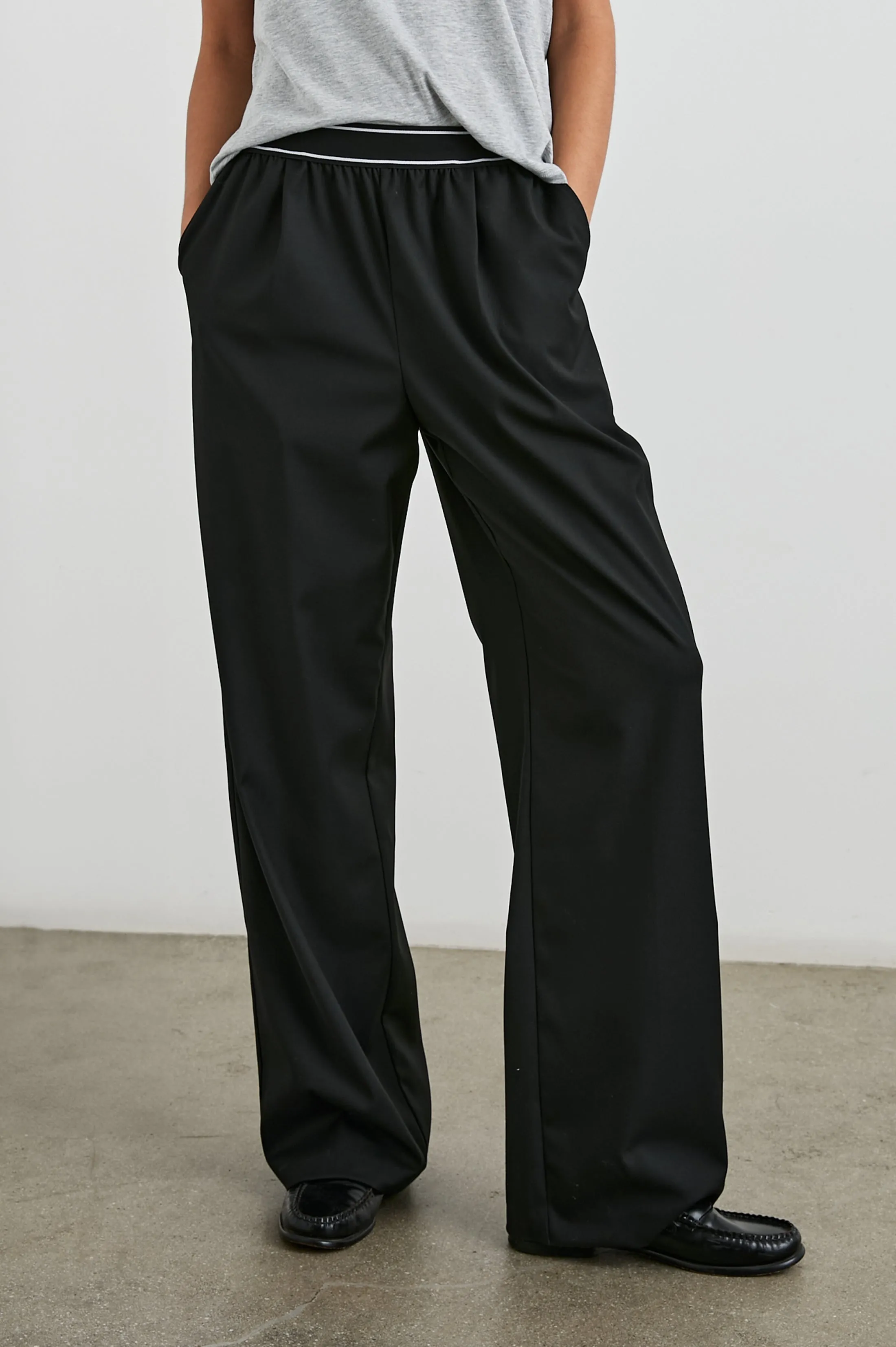 BRYNN PANT - BLACK sold by Rails