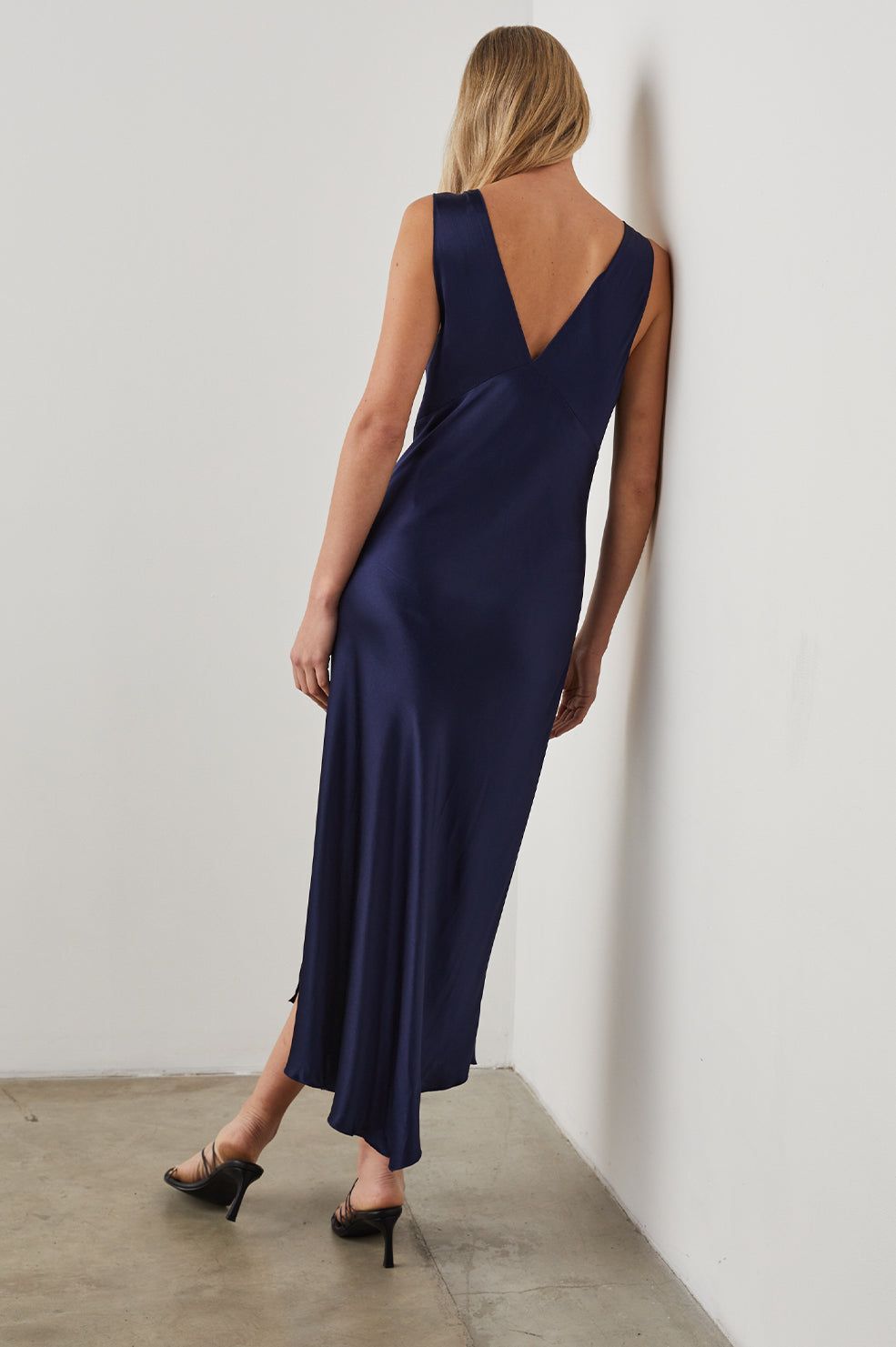 MONIQUE DRESS - NAVY sold by Rails product image thumbnail 6