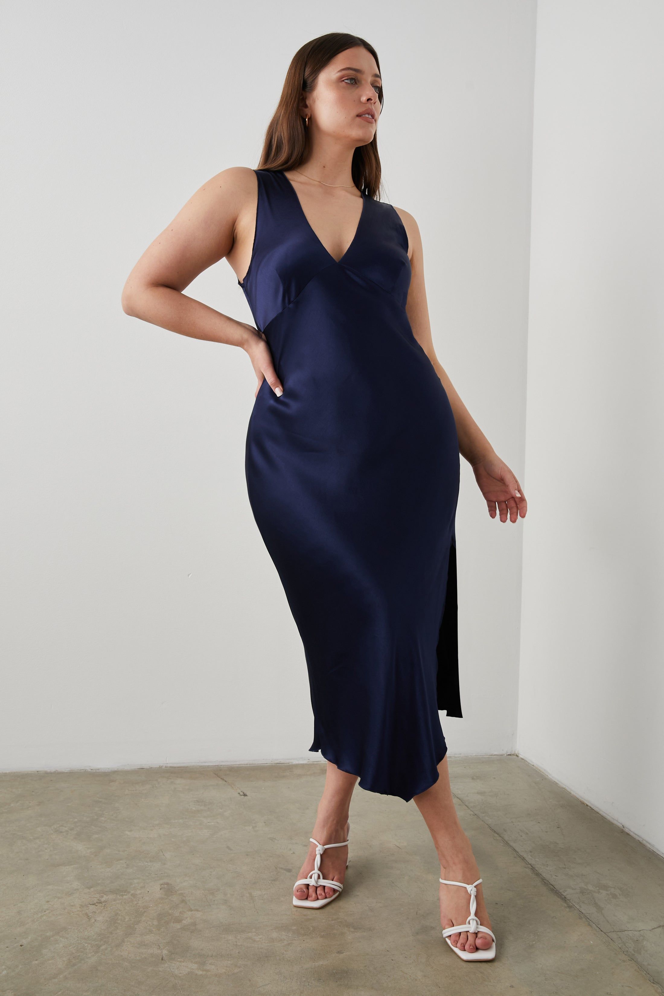 MONIQUE DRESS - NAVY sold by Rails product image thumbnail 7
