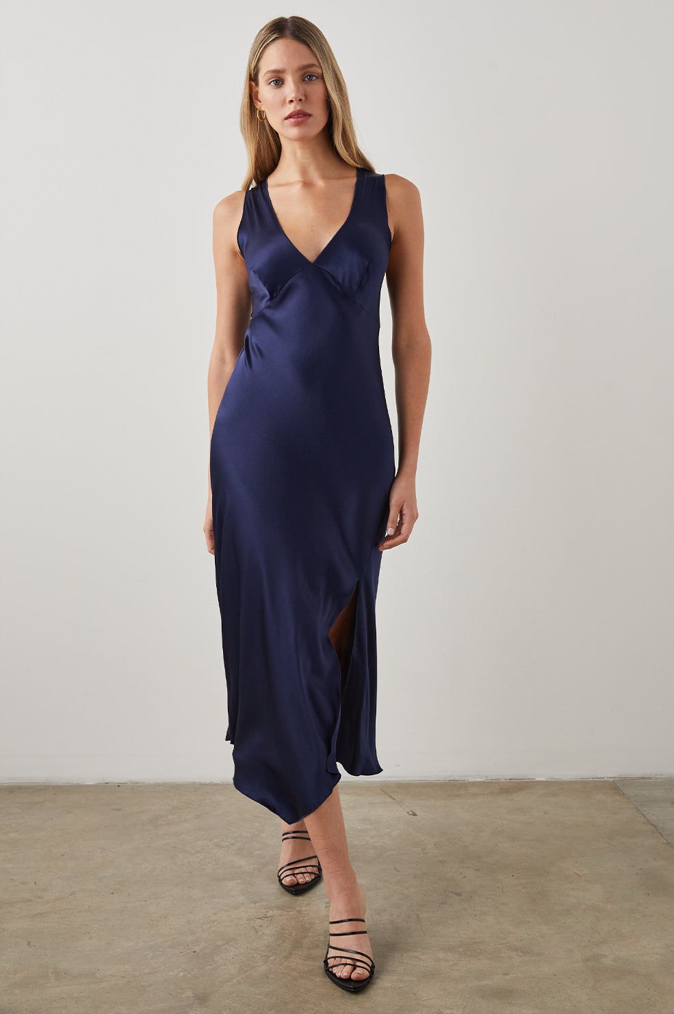 MONIQUE DRESS - NAVY sold by Rails product image thumbnail 4