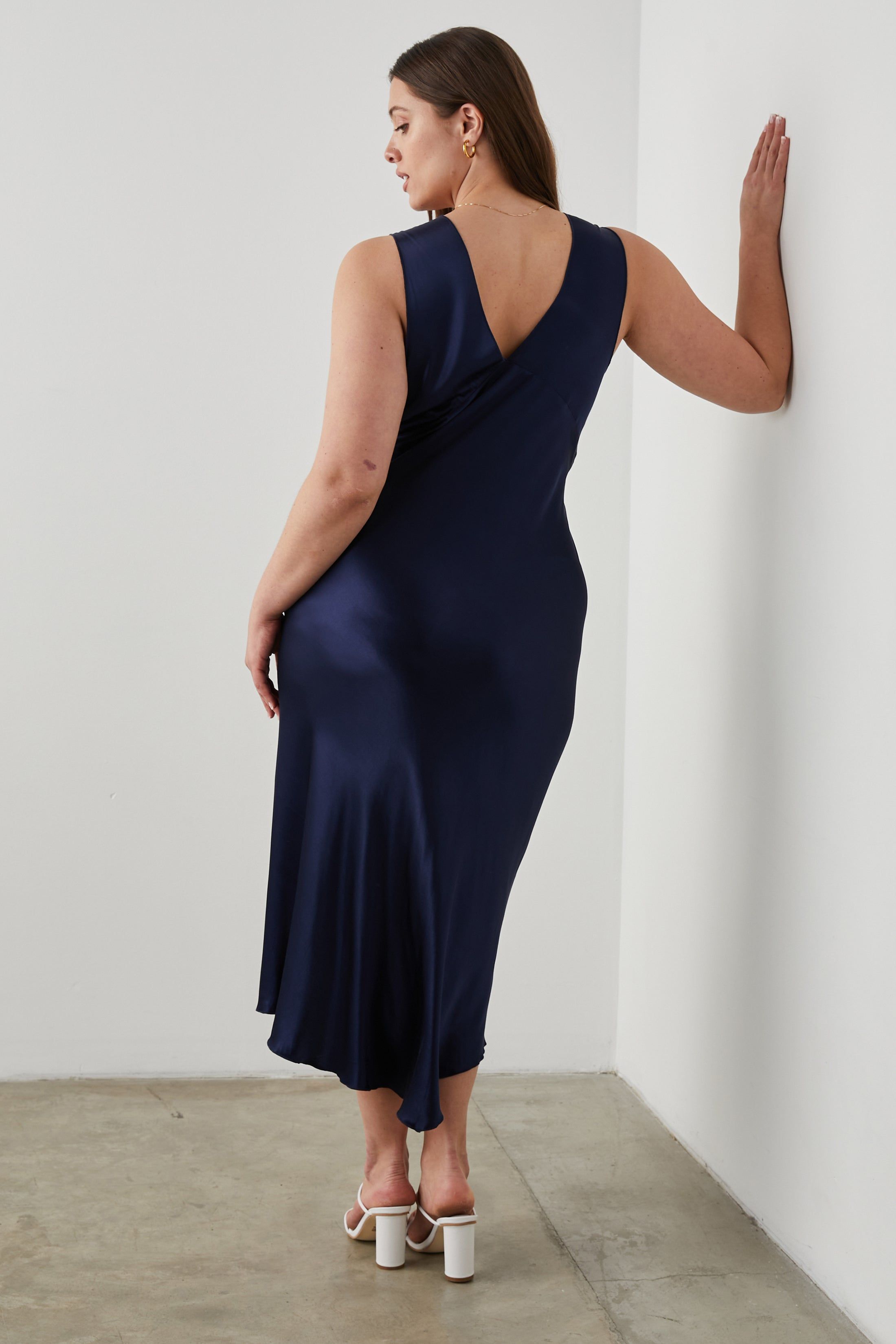 MONIQUE DRESS - NAVY sold by Rails product image thumbnail 10
