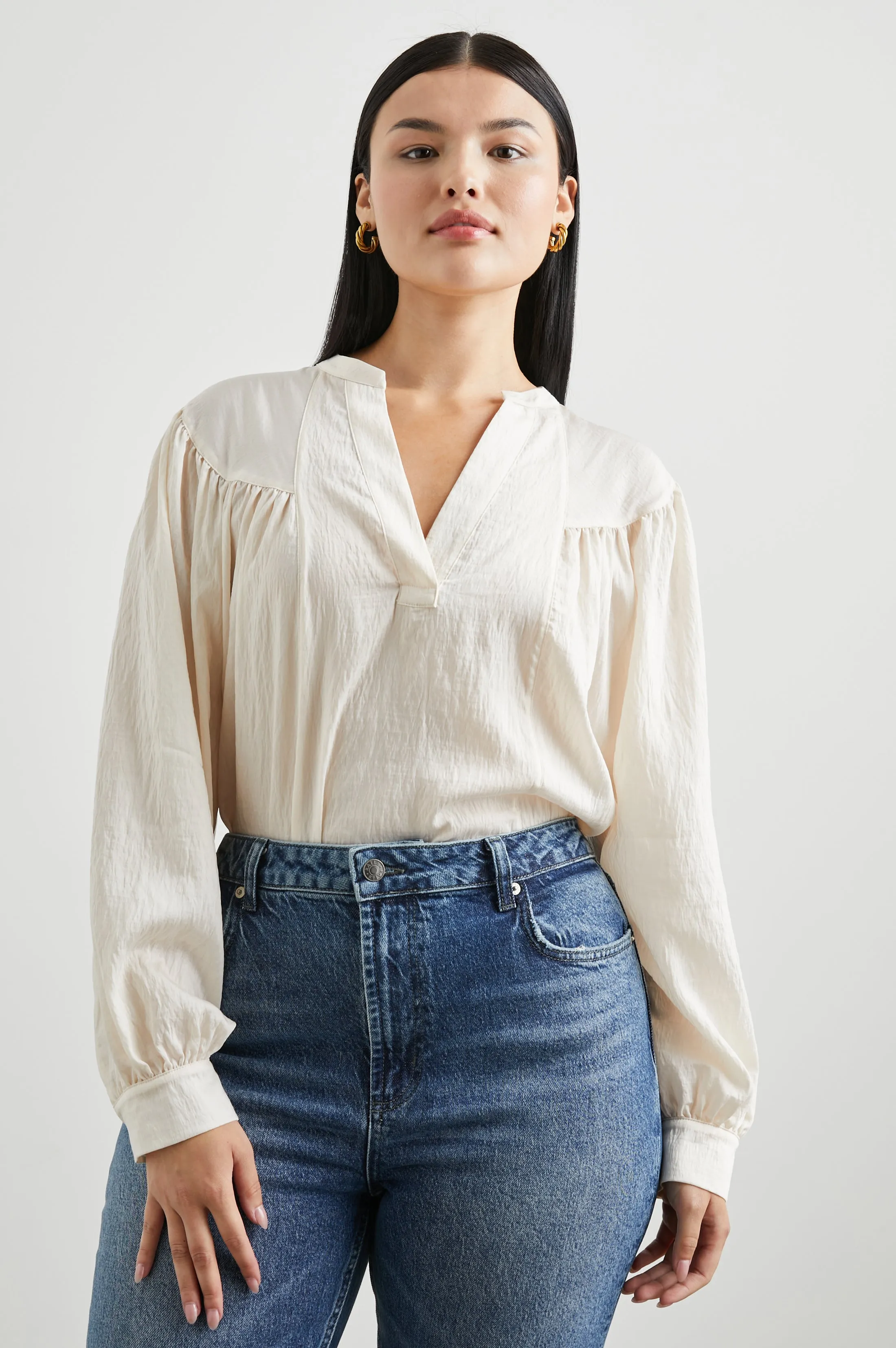 FABLE TOP - LOTUS sold by Rails