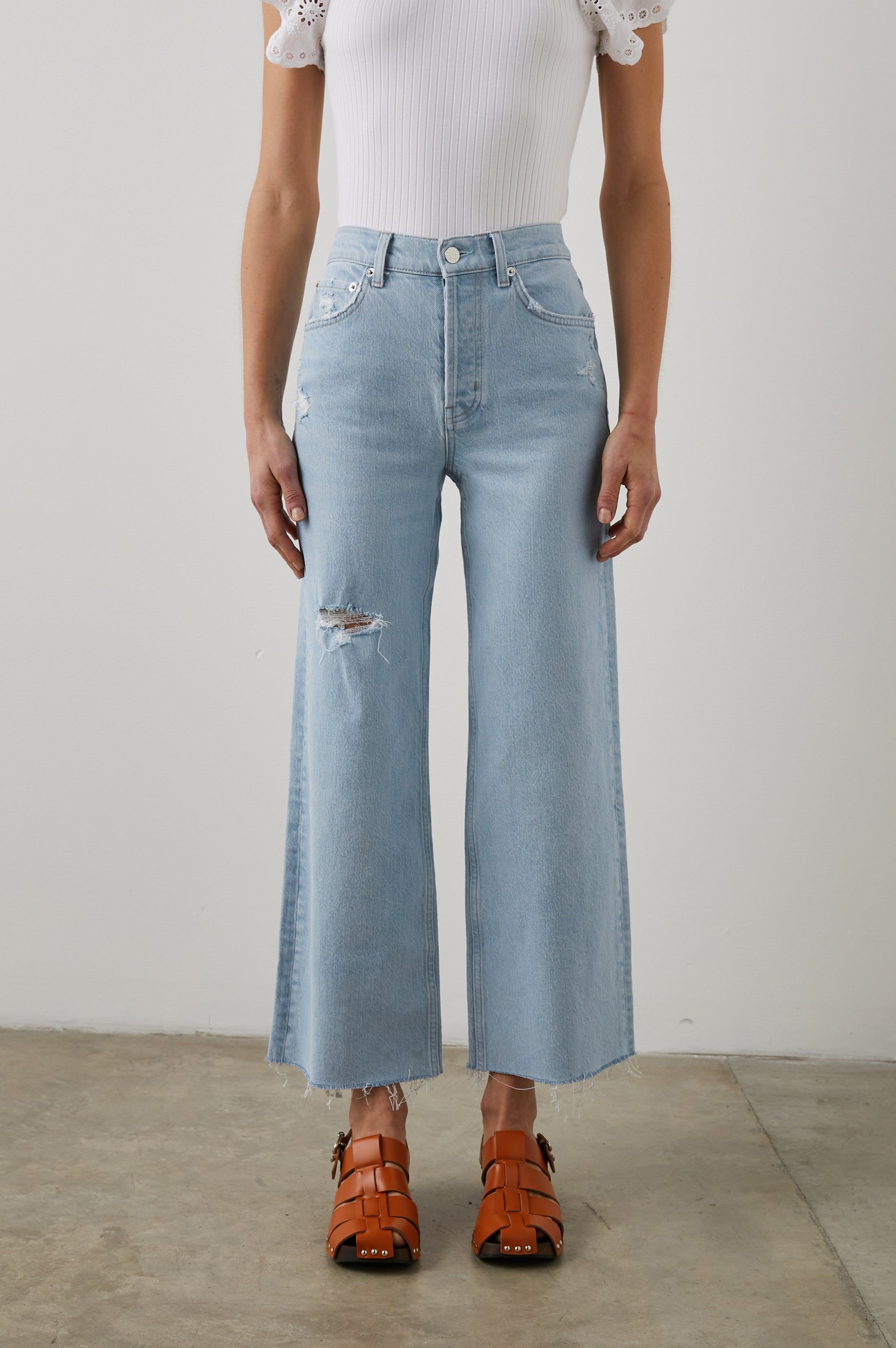 GETTY CROP WIDE LEG - OCEANVIEW DISTRESS sold by Rails
