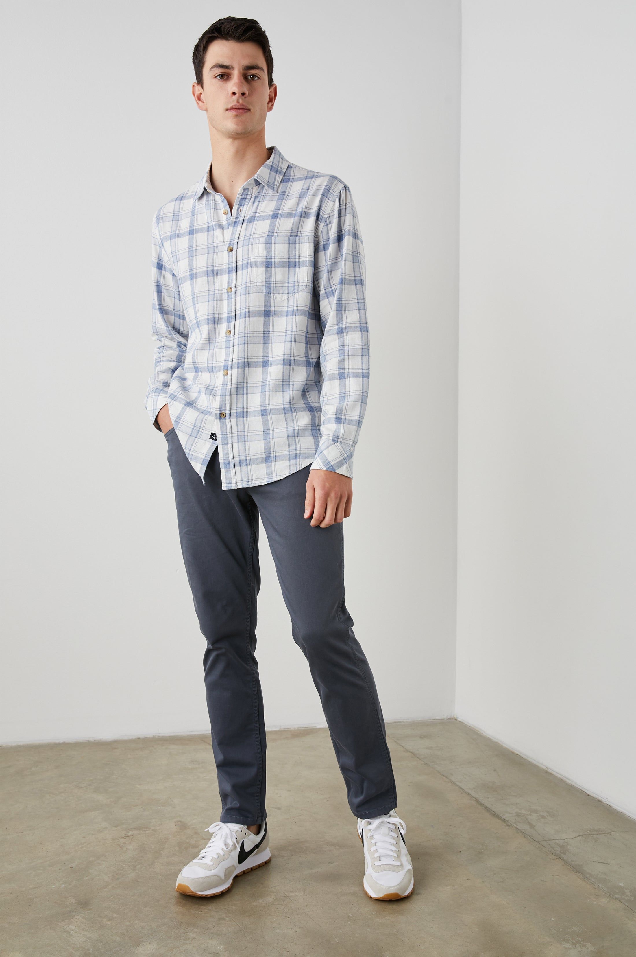WYATT SHIRT - WHITE DENIM HEATHER sold by Rails product image thumbnail 4