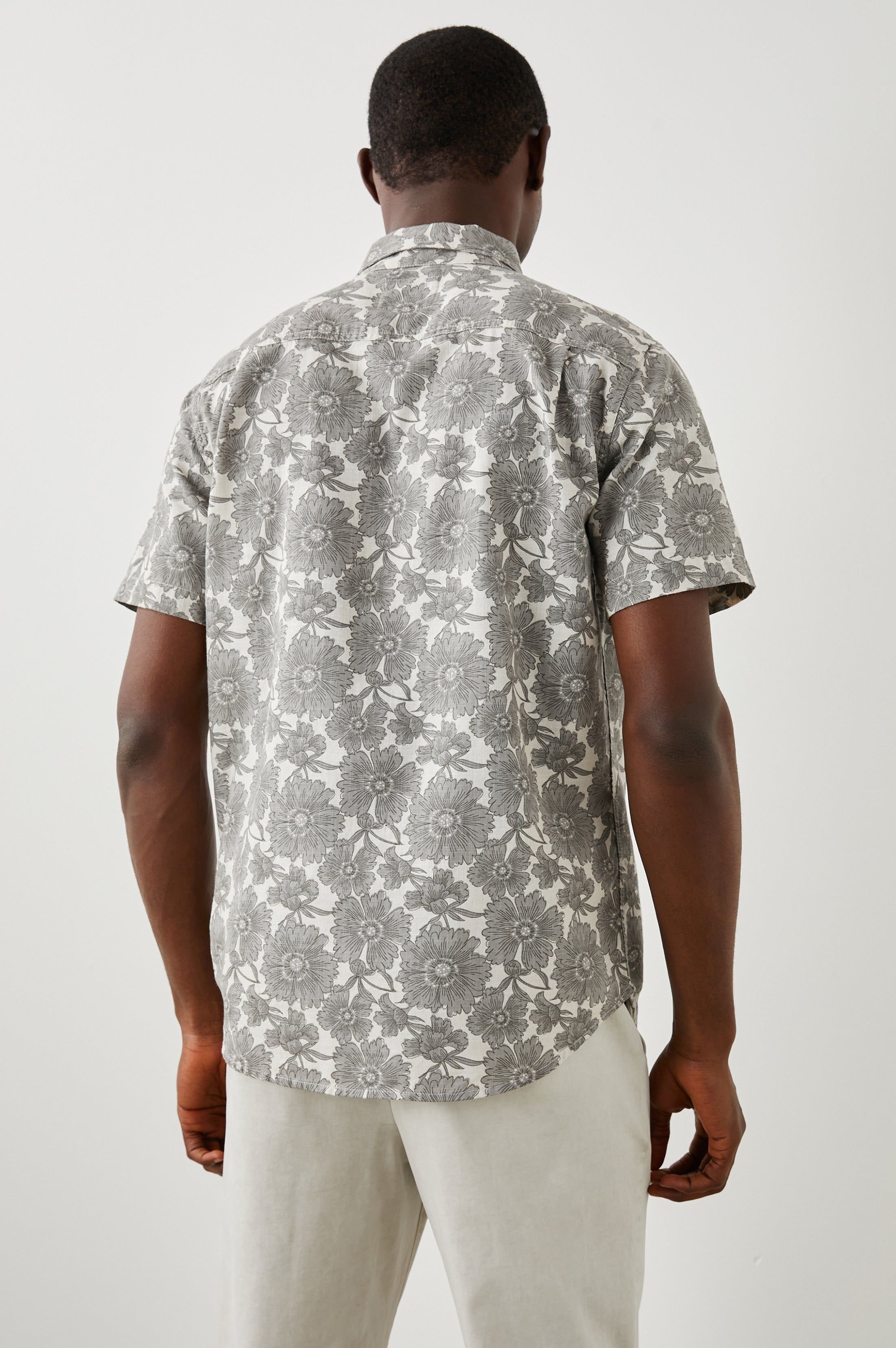 FAIRFAX SHIRT - DAPPLED PETAL MONOCHROME sold by Rails product image thumbnail 8