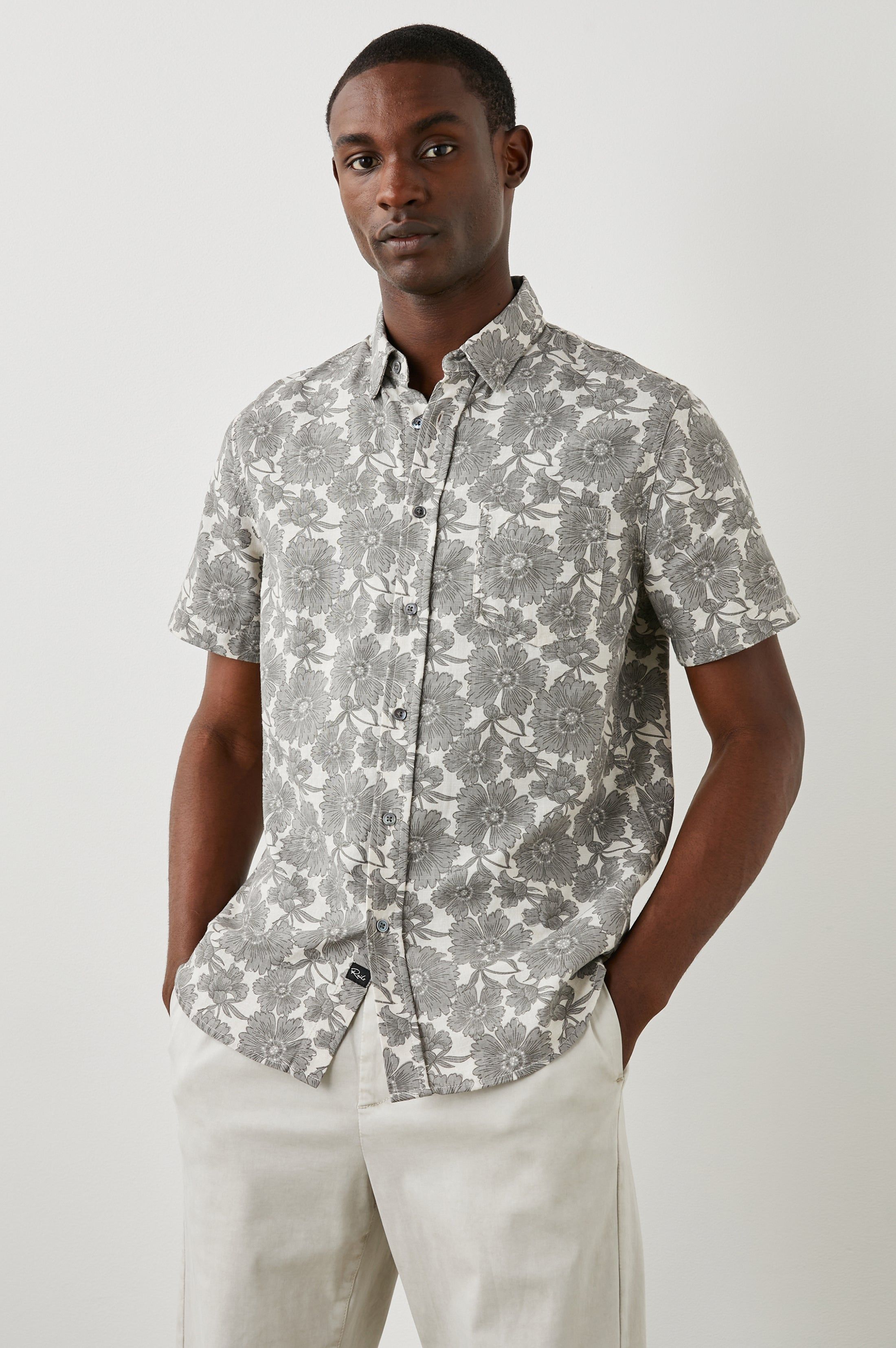 FAIRFAX SHIRT - DAPPLED PETAL MONOCHROME sold by Rails product image thumbnail 3