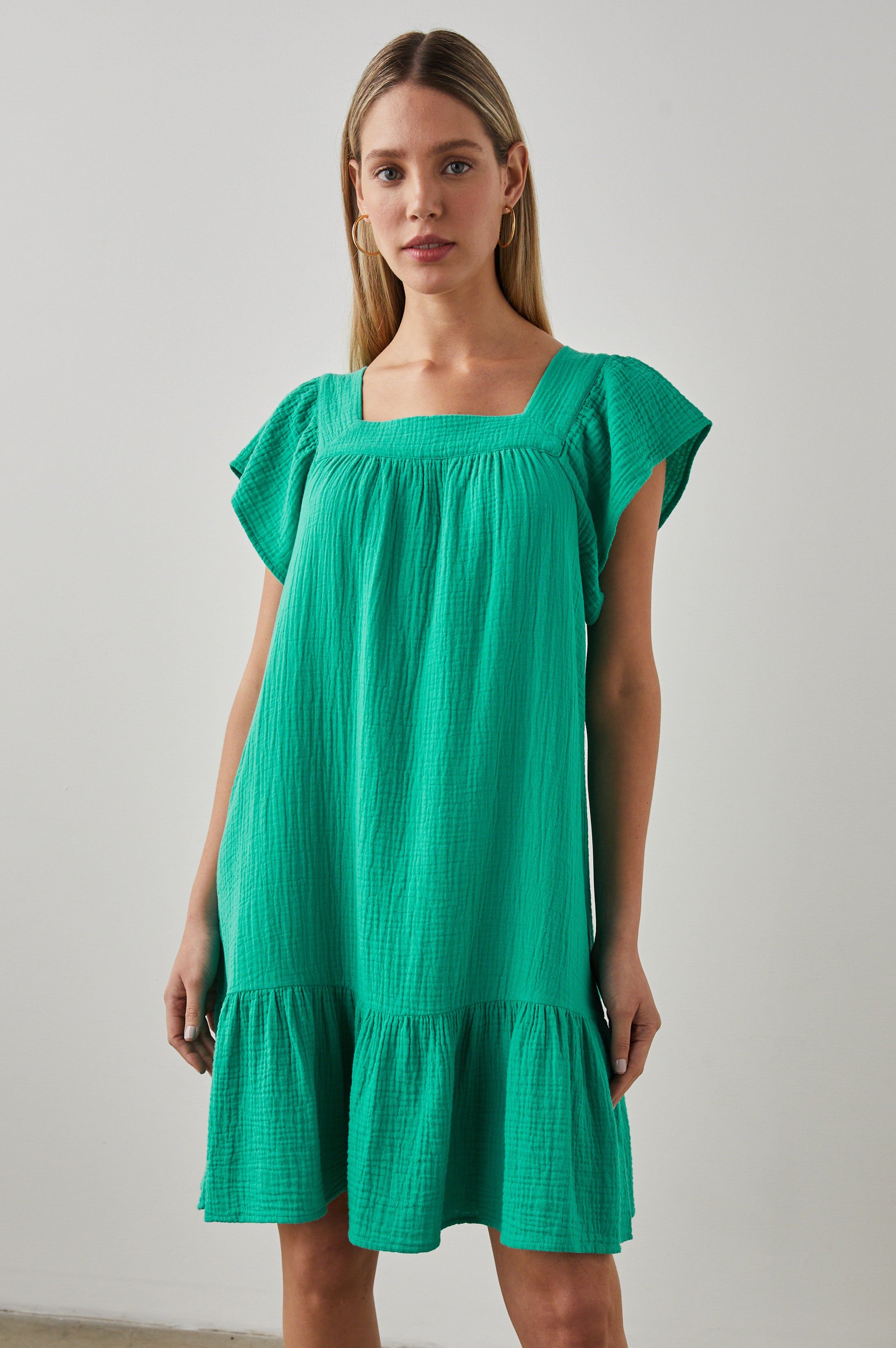 EVERDEEN DRESS - EMERALD sold by Rails