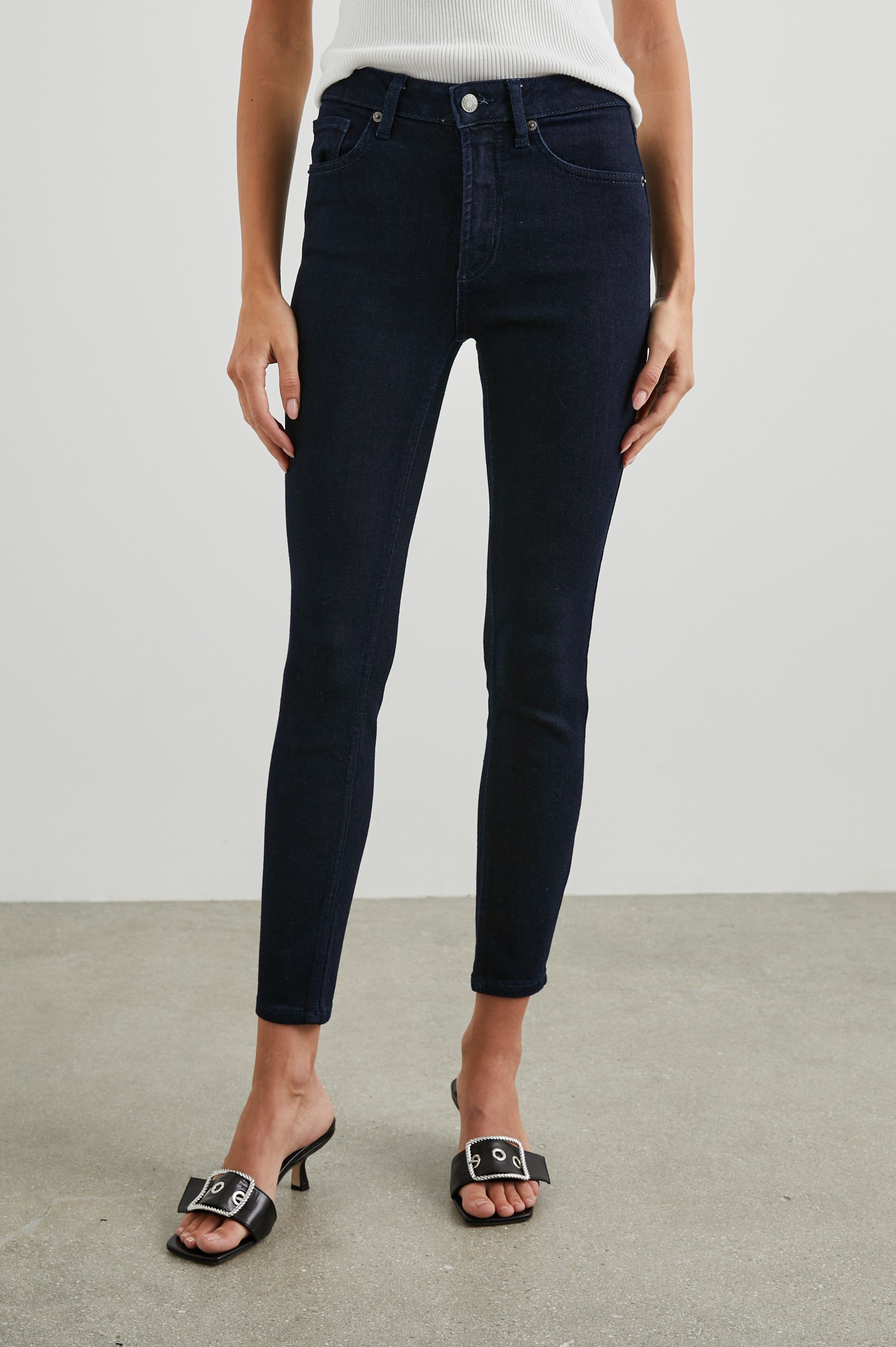 LARCHMONT SKINNY - MIDNIGHT sold by Rails