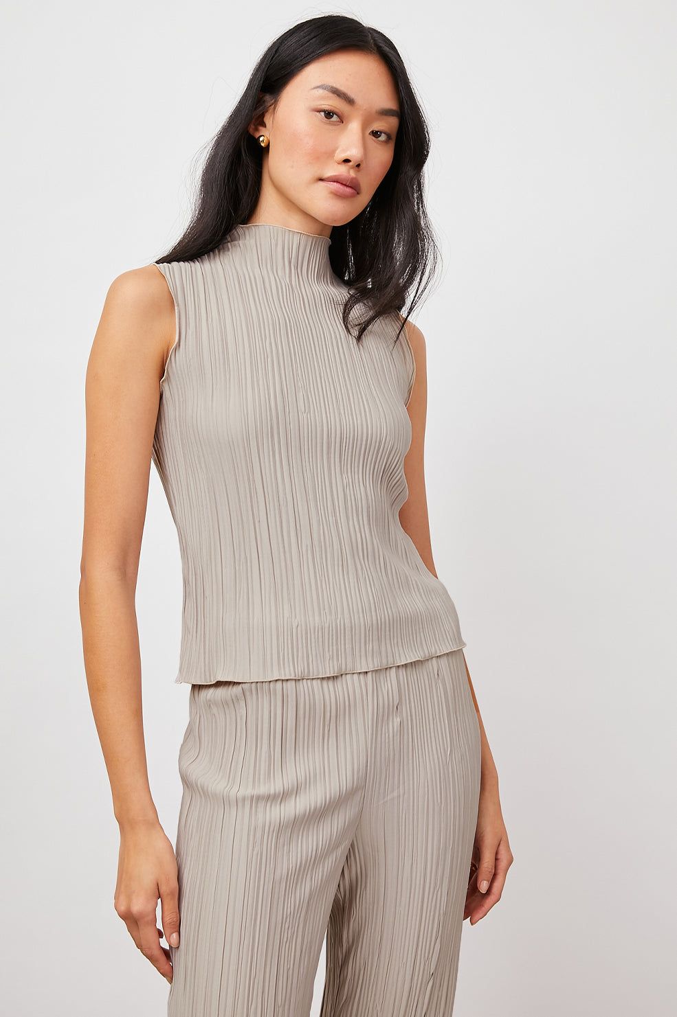 TREA TOP - OYSTER sold by Rails