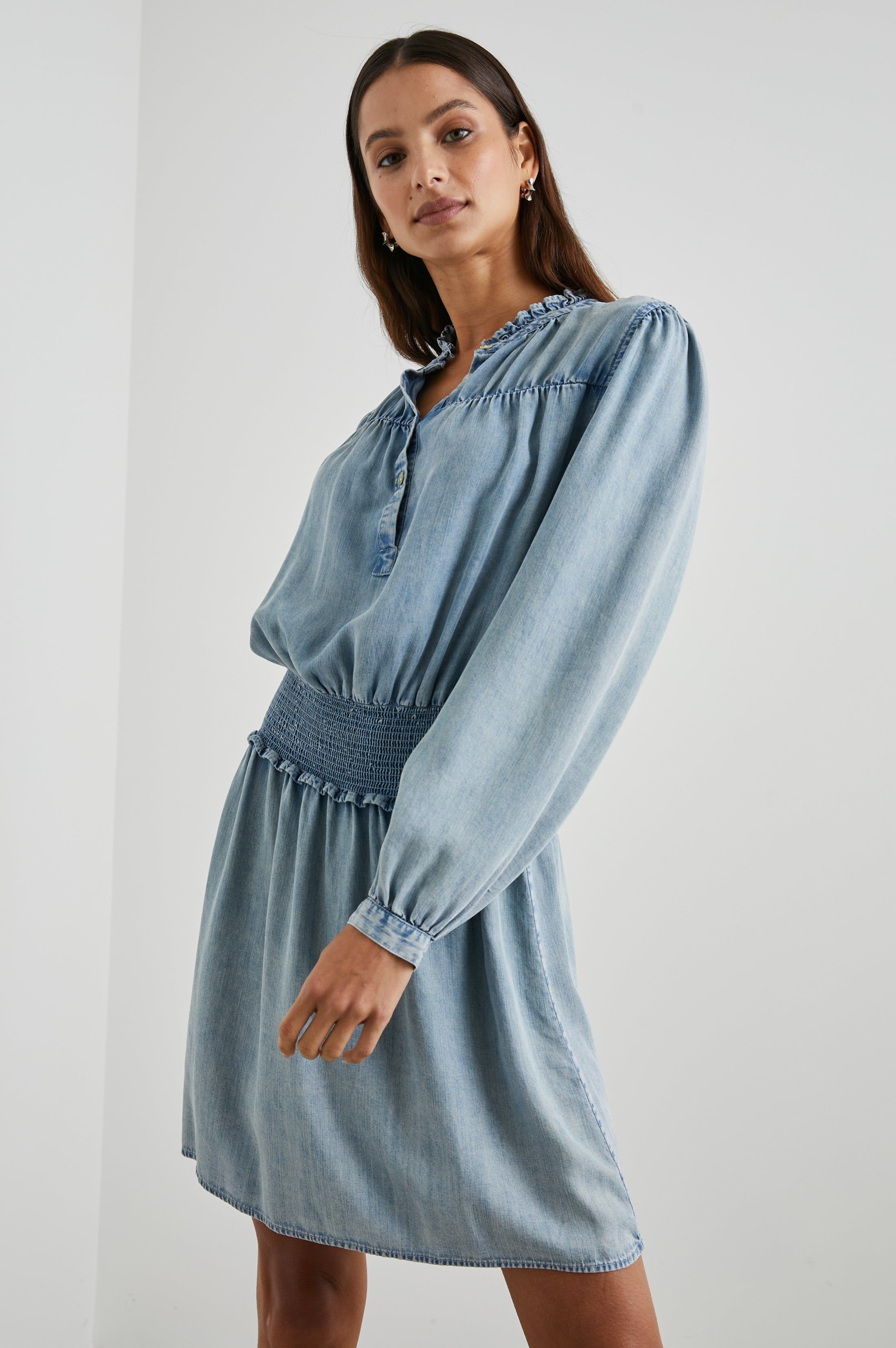 SHAWNA DRESS - MED VINTAGE
CLOUD WASH sold by Rails