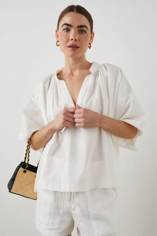 VIDA TOP - WHITE sold by Rails