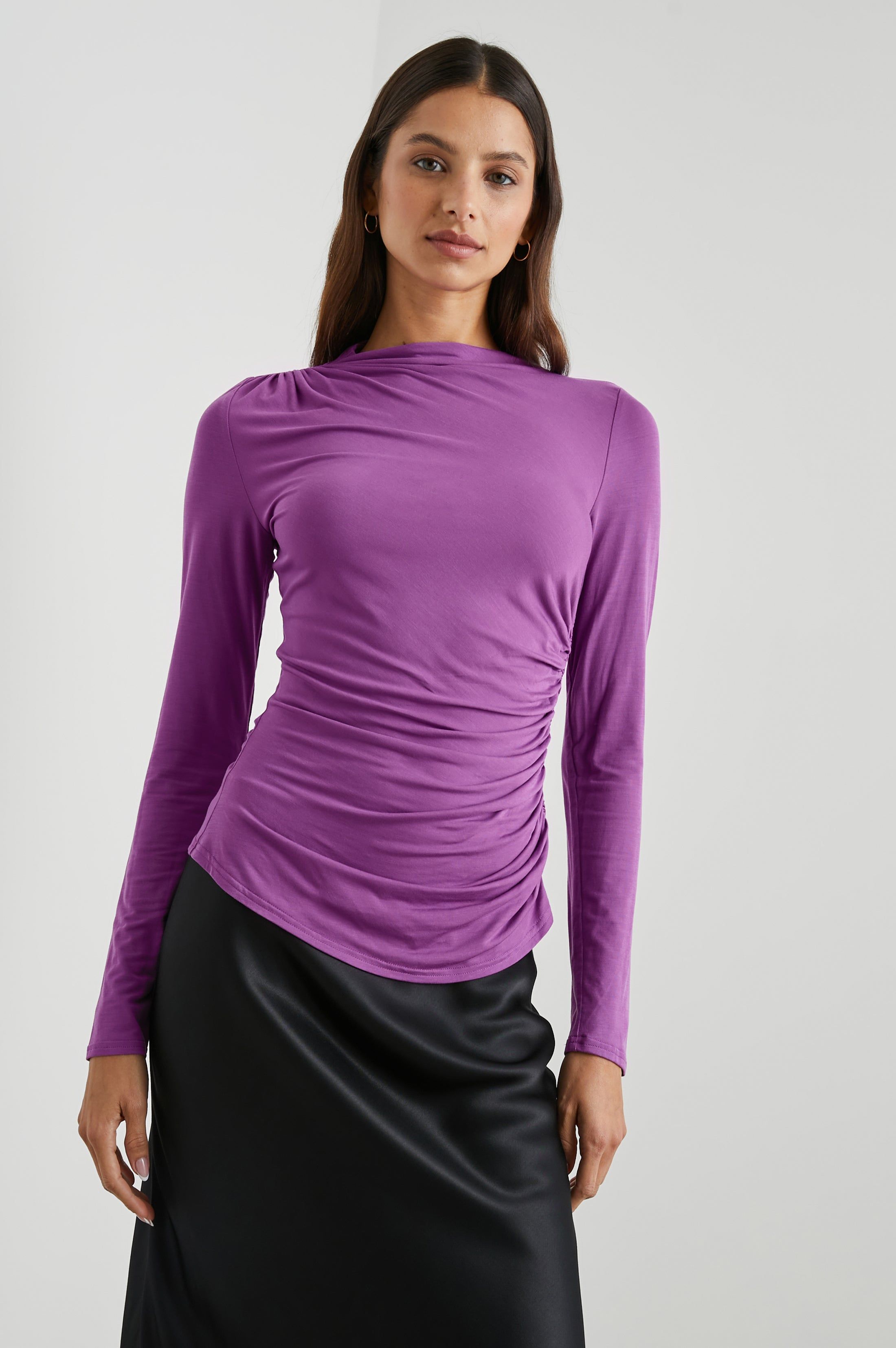 JOELLE TOP - VIOLET sold by Rails