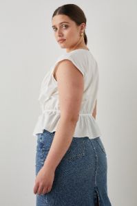 SAVI TOP - WHITE sold by Rails
