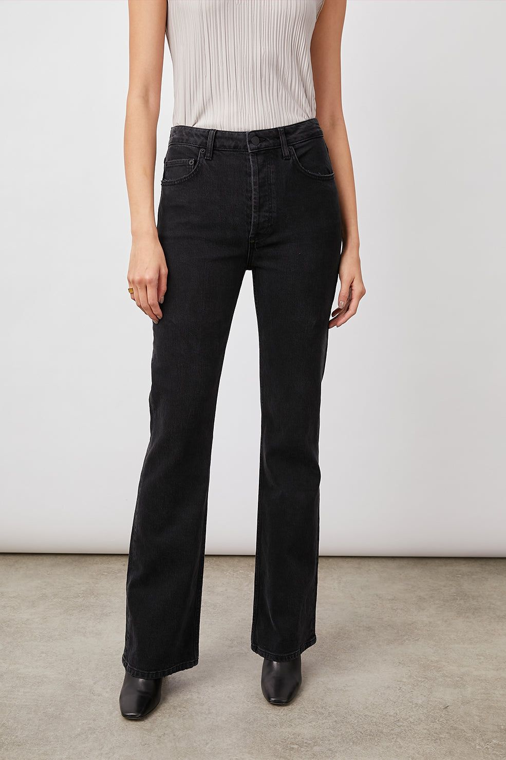 SUNSET SLIM BOOT - TARMAC sold by Rails