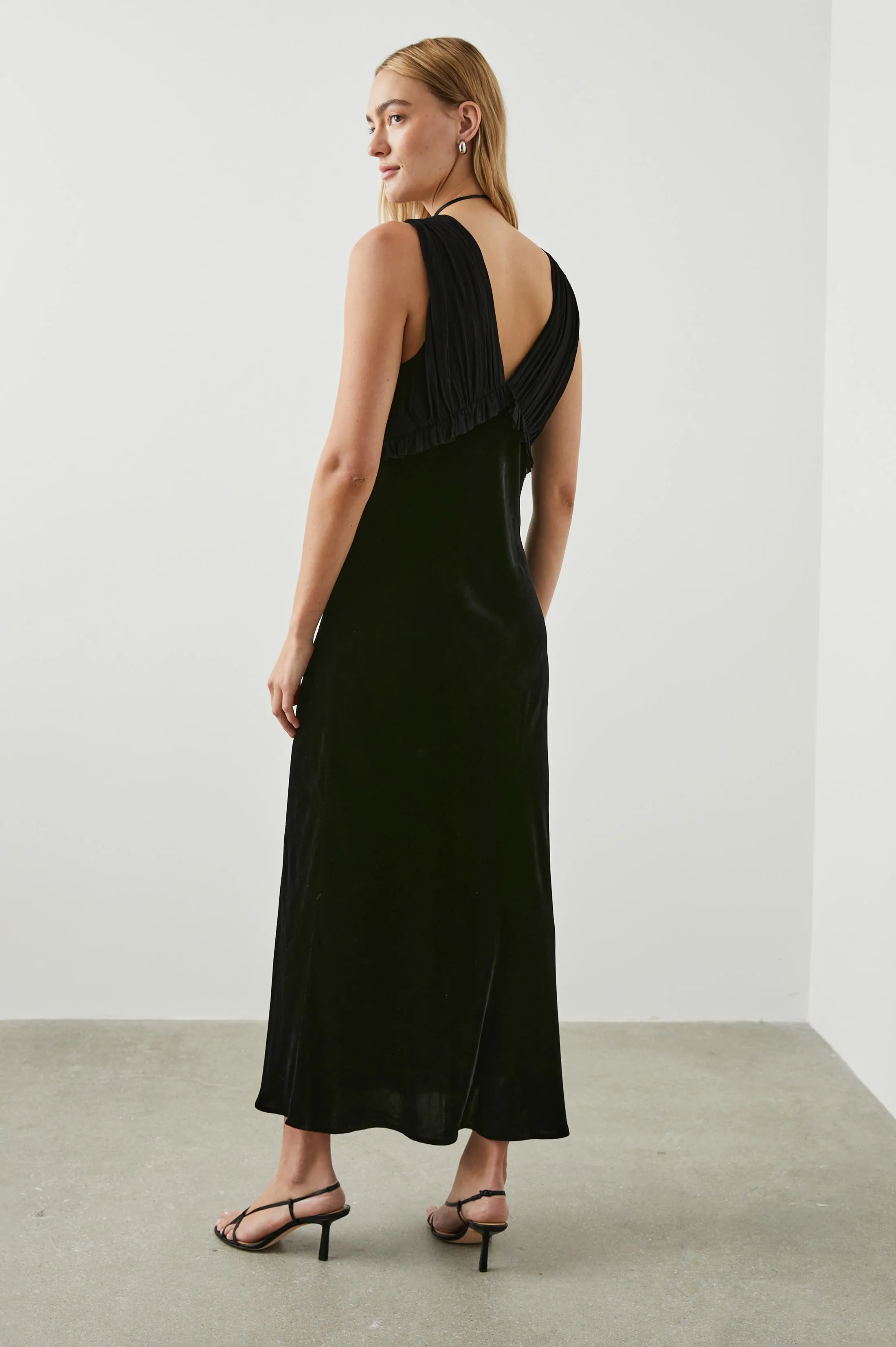 GILDA DRESS - BLACK VELVET sold by Rails product image thumbnail 5
