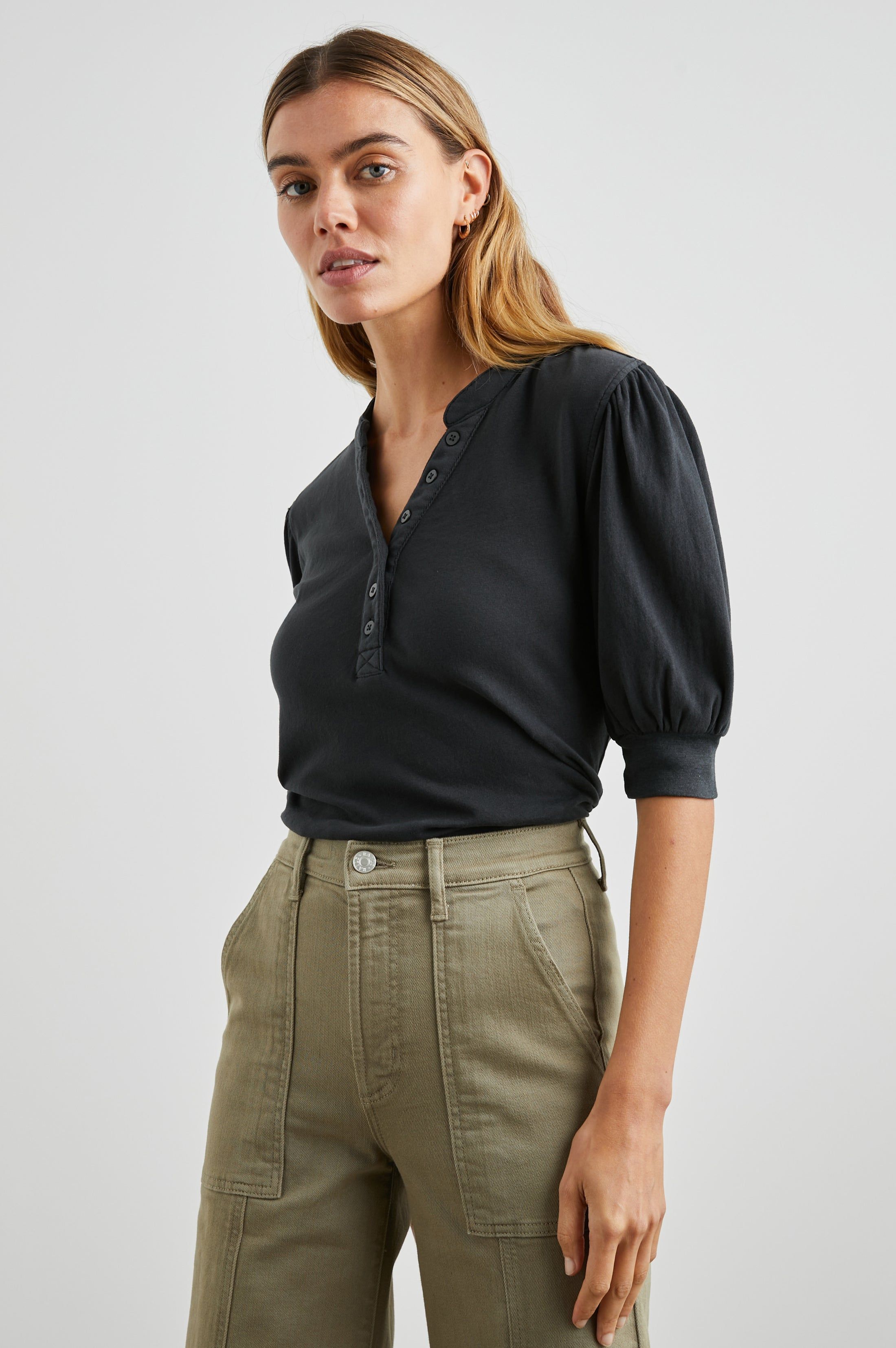 JEWEL TOP - WASHED BLACK sold by Rails