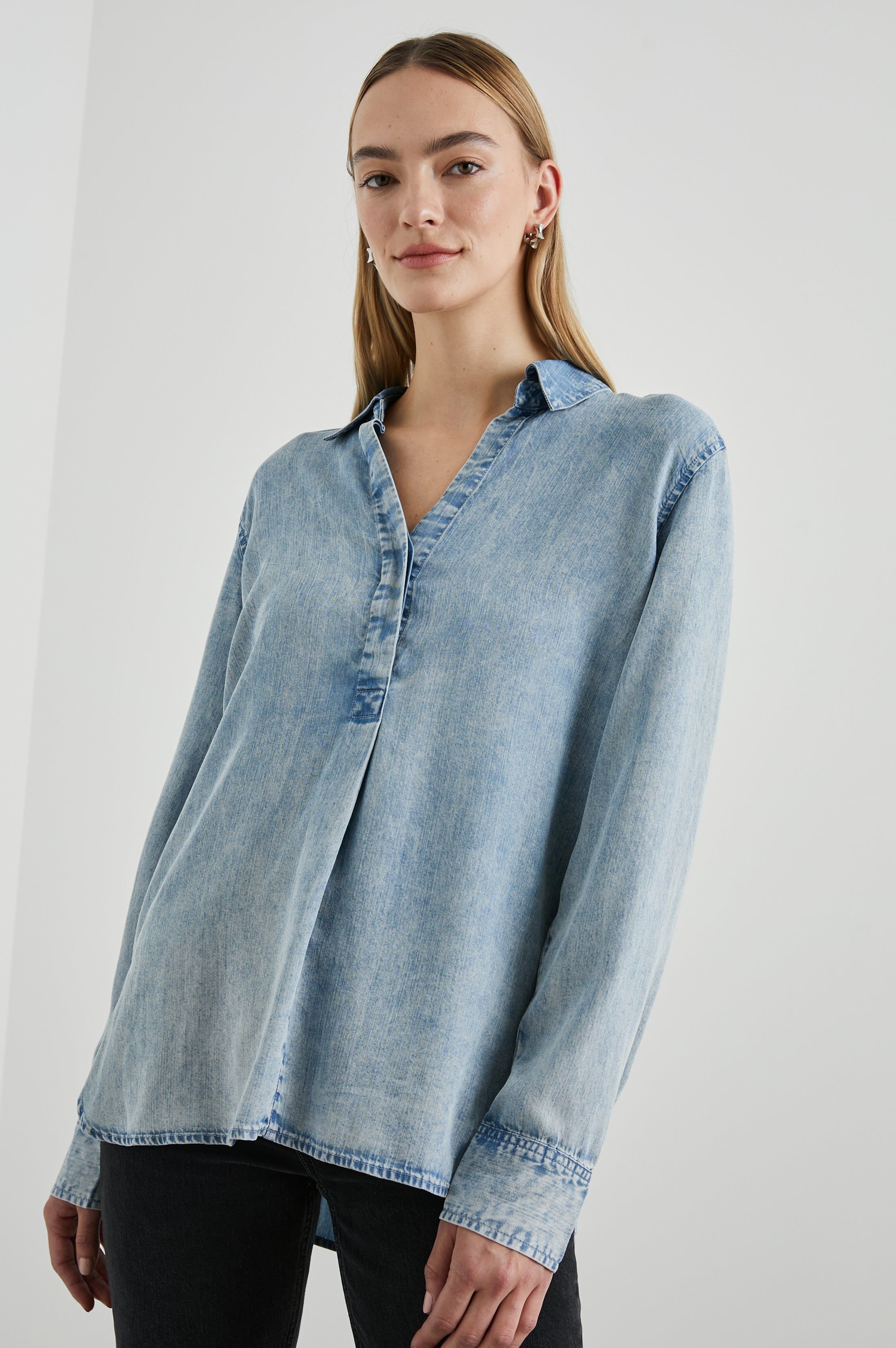 NISSA TOP - MED VINTAGE
CLOUD WASH sold by Rails