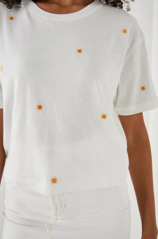 THE BOXY CREW T-SHIRT - EMBROIDERED SUNS sold by Rails