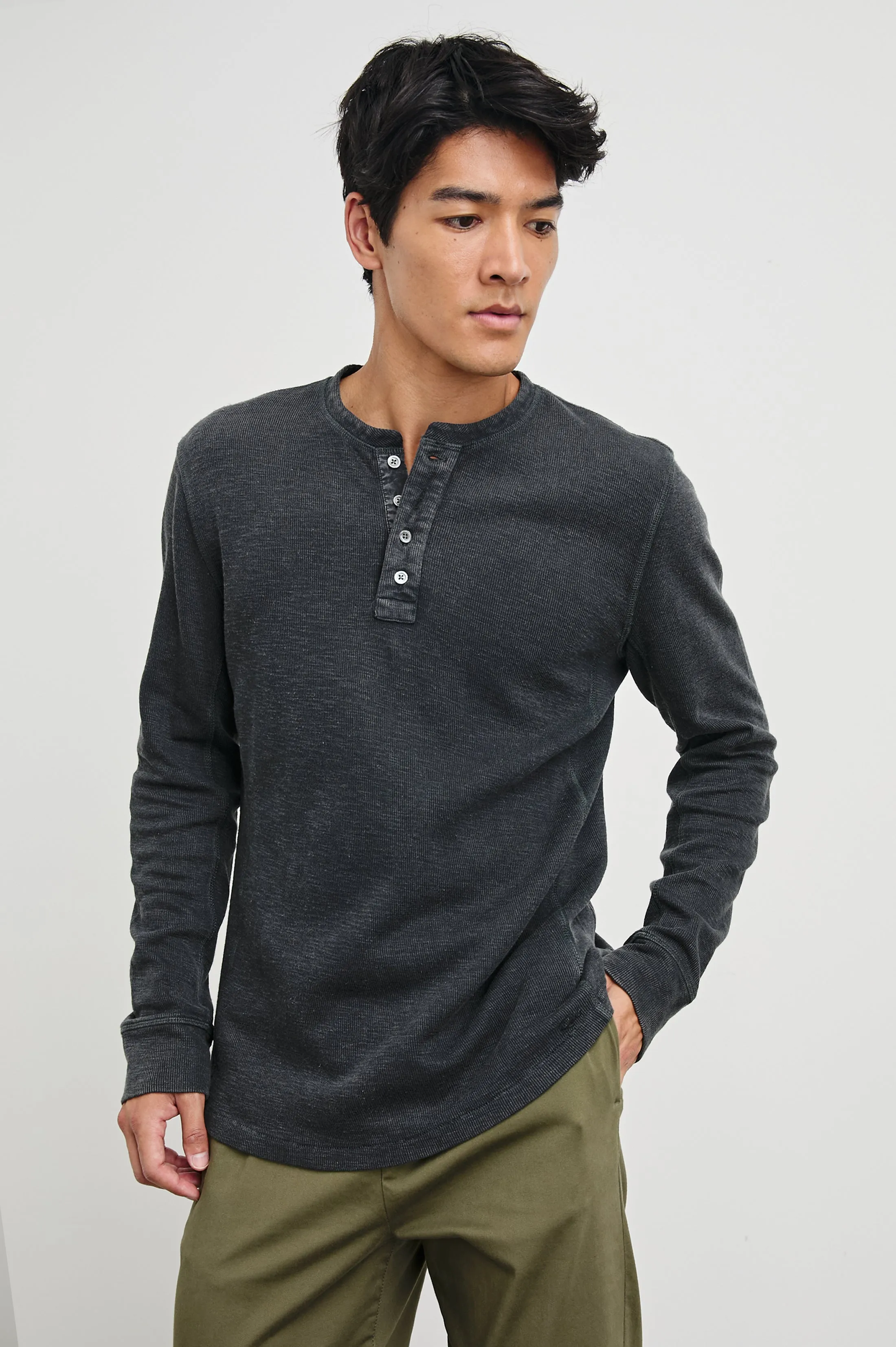 SOTO HENLEY - WASHED BLACK sold by Rails
