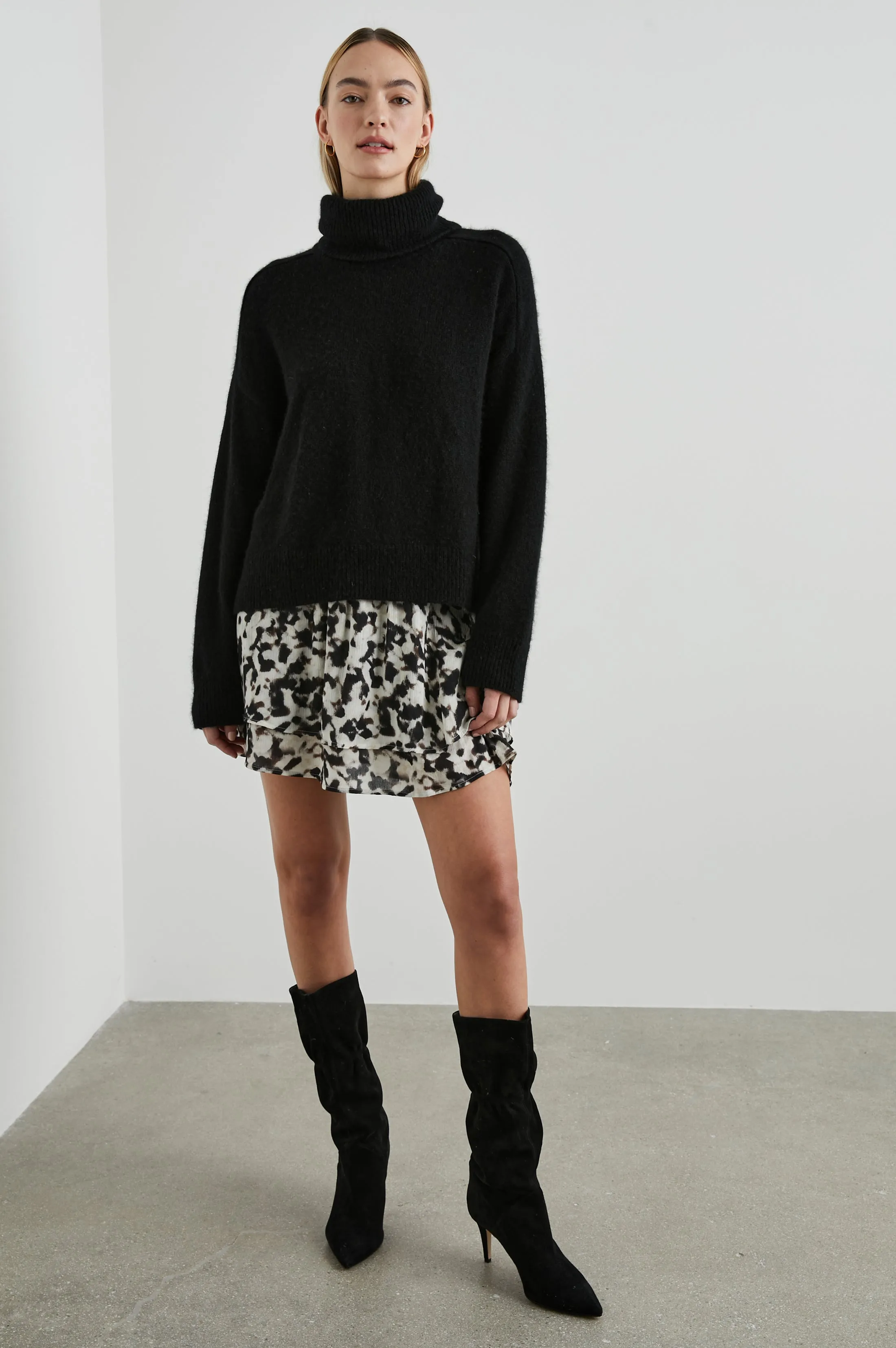 ESTELLE SWEATER - BLACK sold by Rails product image thumbnail 3