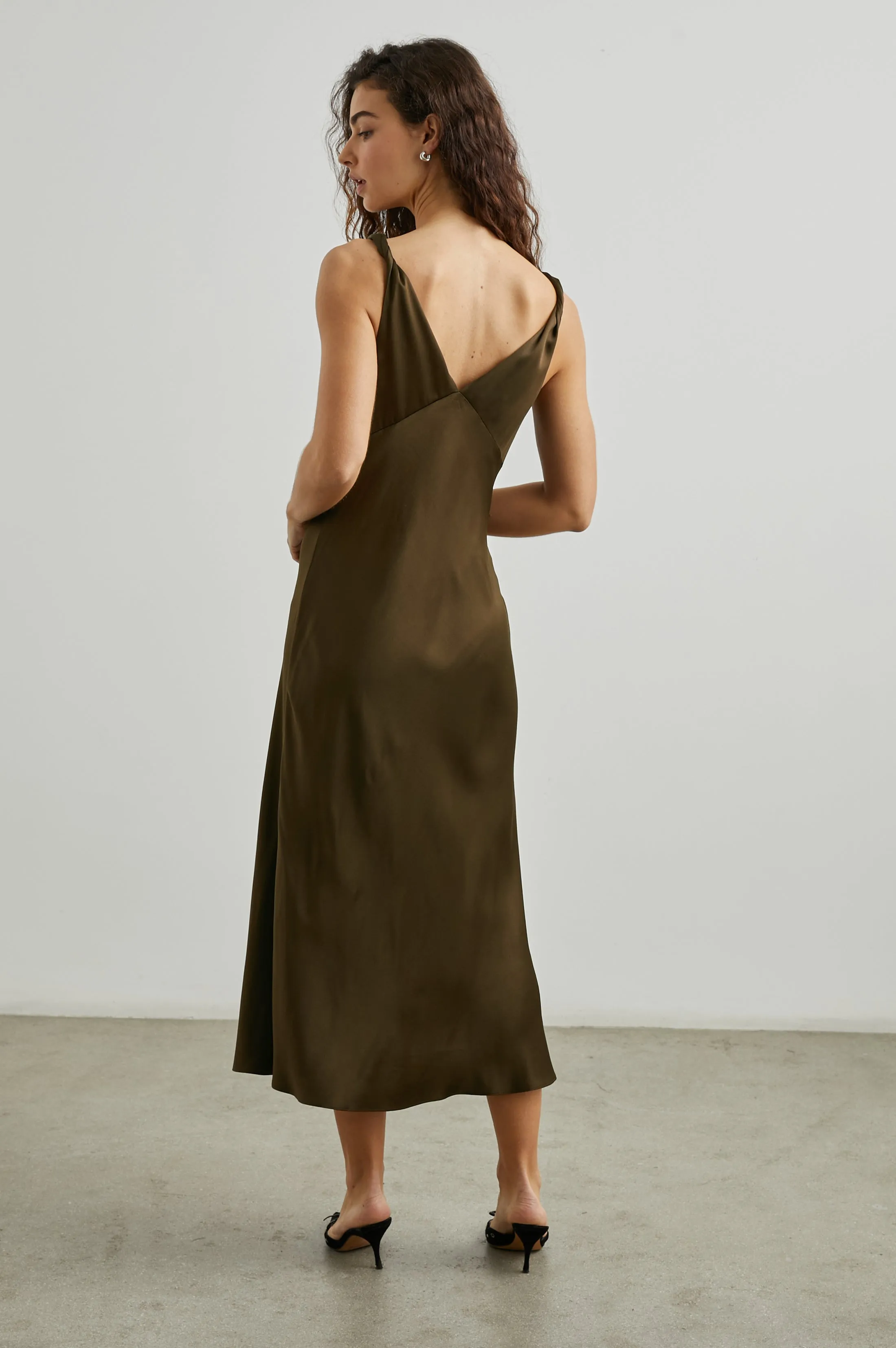 VIVIANA DRESS - DARK MOSS sold by Rails product image thumbnail 5