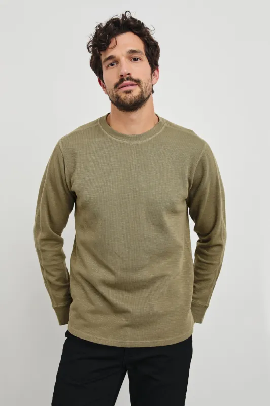 RHEESE LONG SLEEVE TEE - GREEN OLIVE made by Rails
