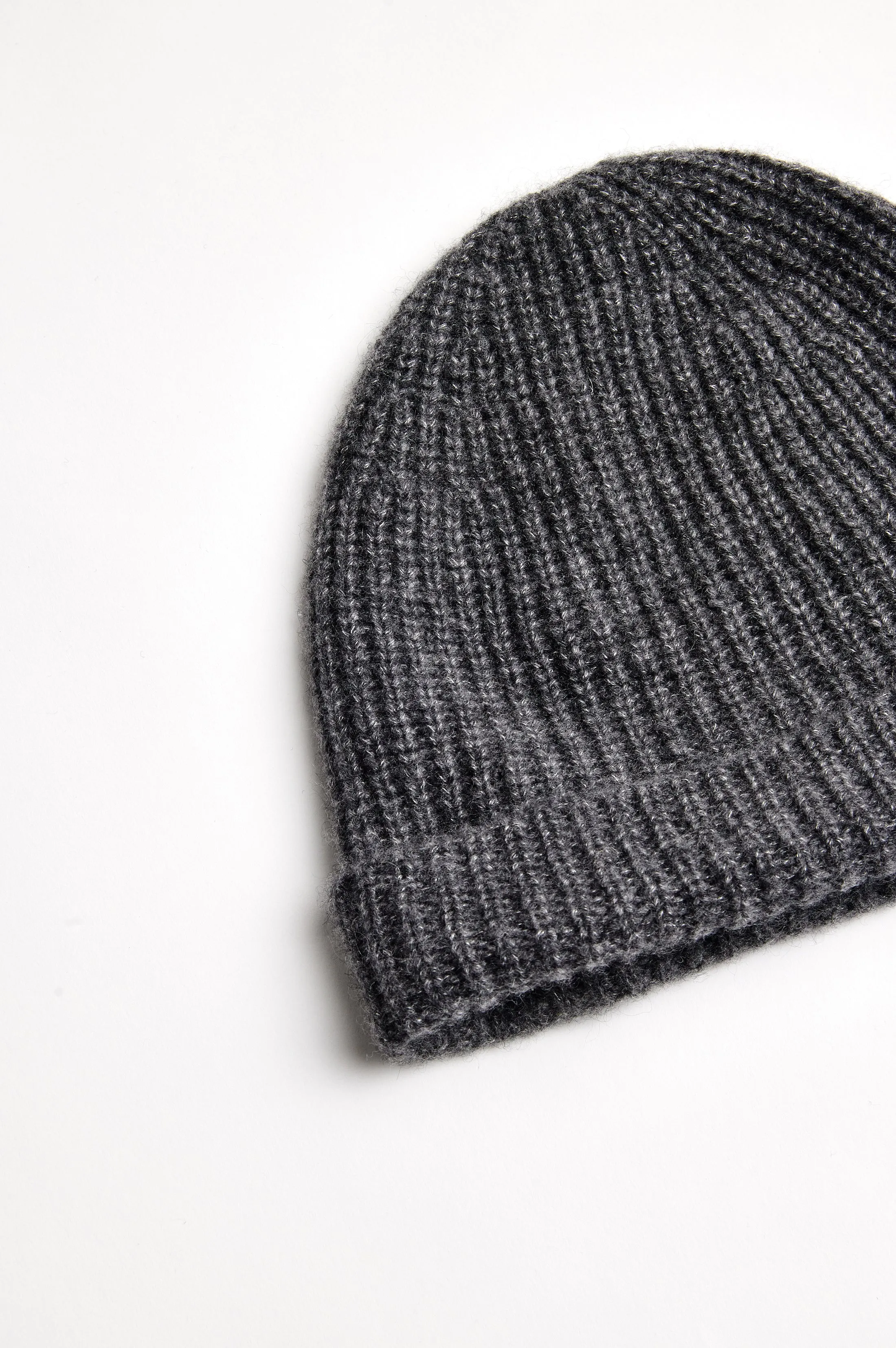 AUTUMN CASHMERE SILK KNIT HAT - THUNDER sold by Rails product image thumbnail 2